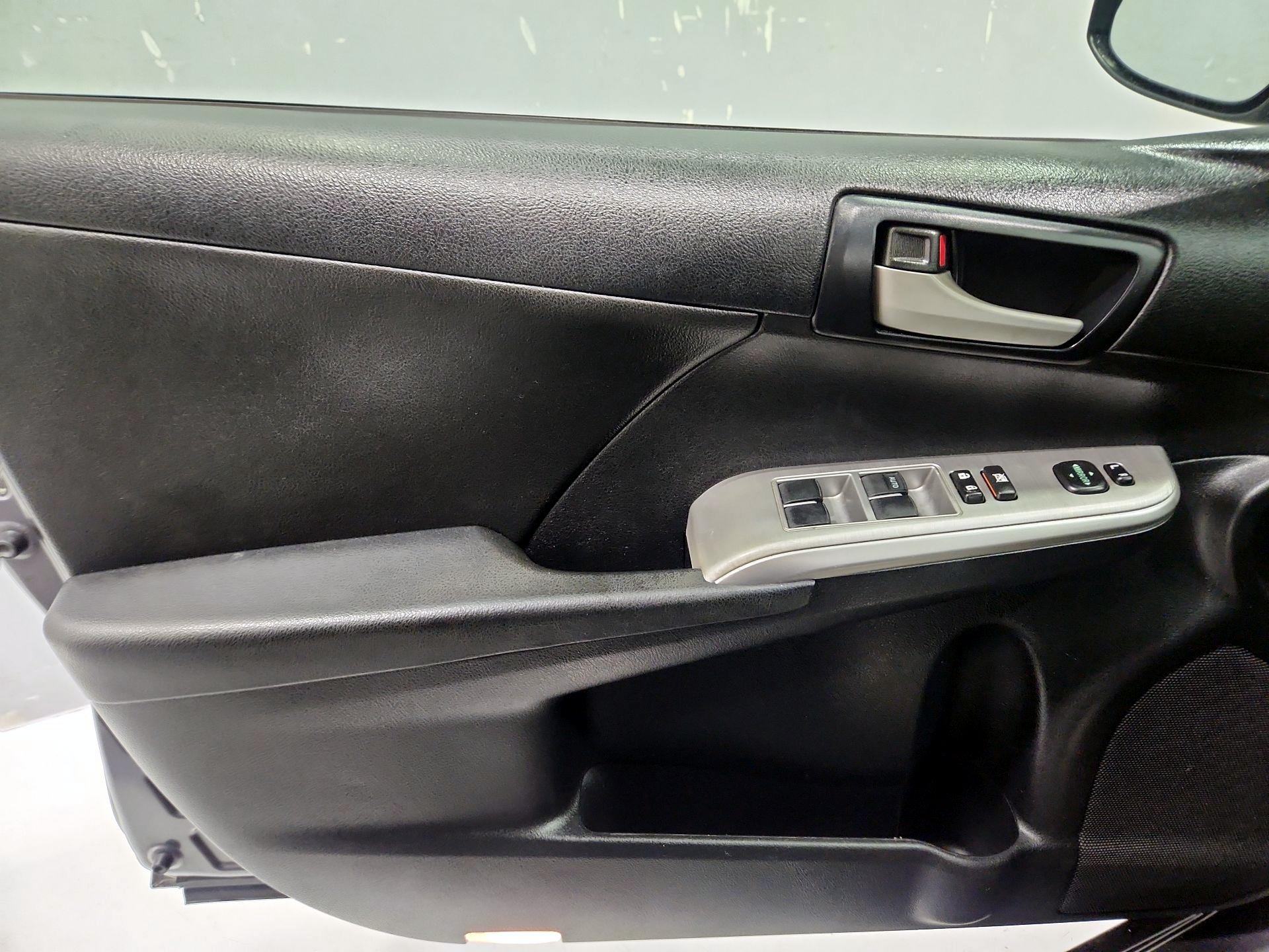 Thumbnail: 2014 Toyota Camry - 12