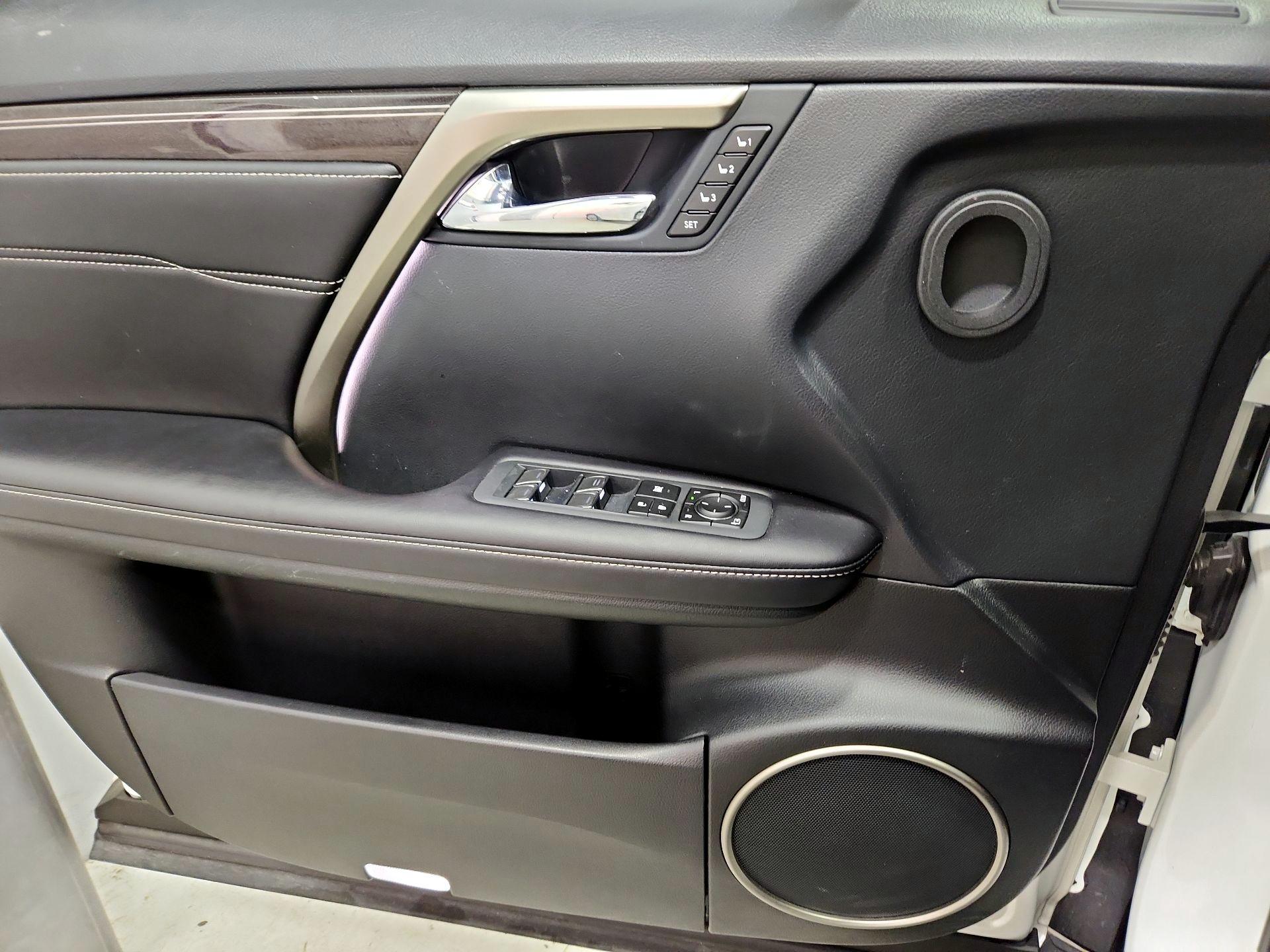 Thumbnail: 2020 Lexus RX - 12