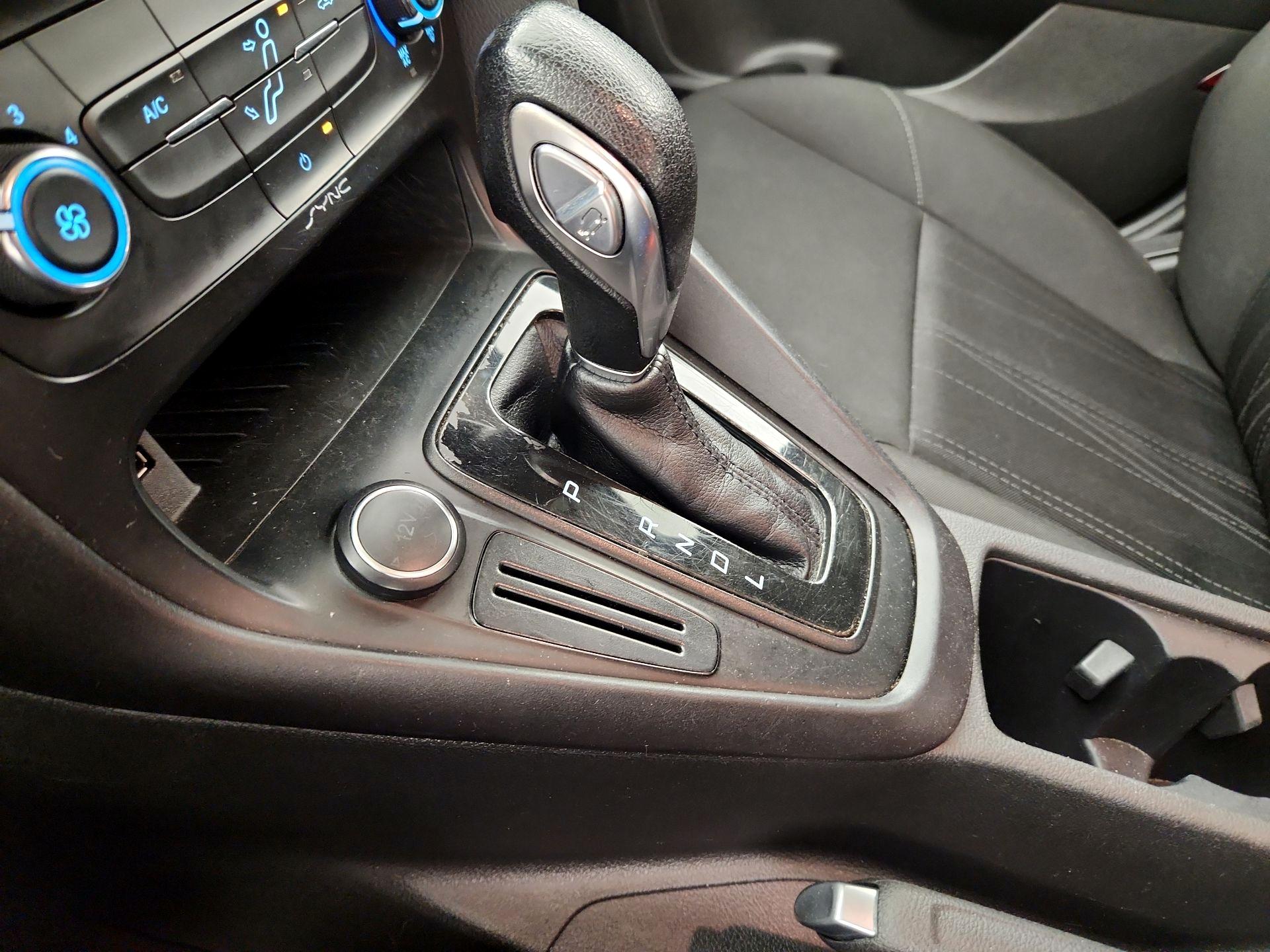 Thumbnail: 2017 Ford Focus - 17