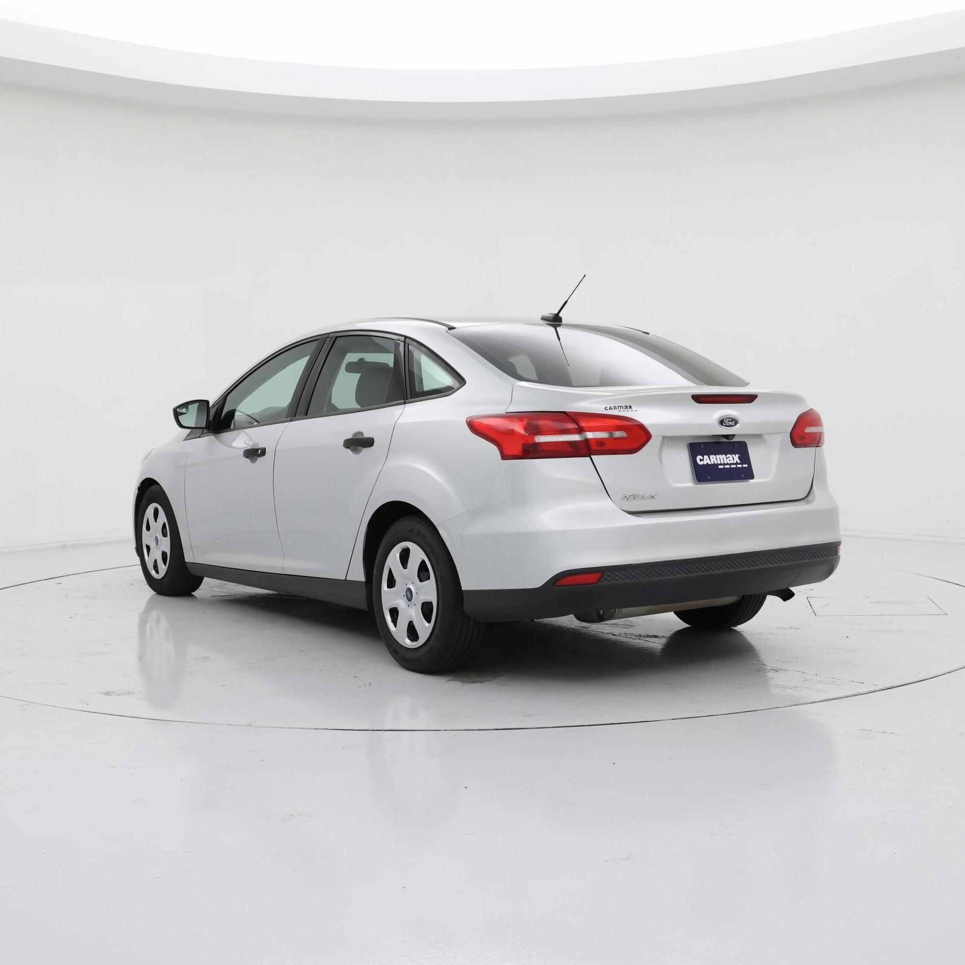 Thumbnail: 2017 Ford Focus - 2