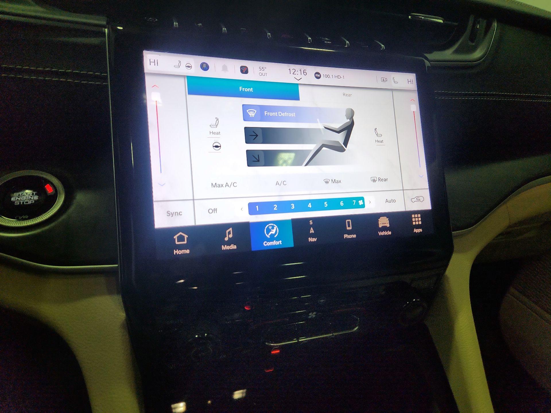 Thumbnail: 2024 Jeep Grand Cherokee L - 17