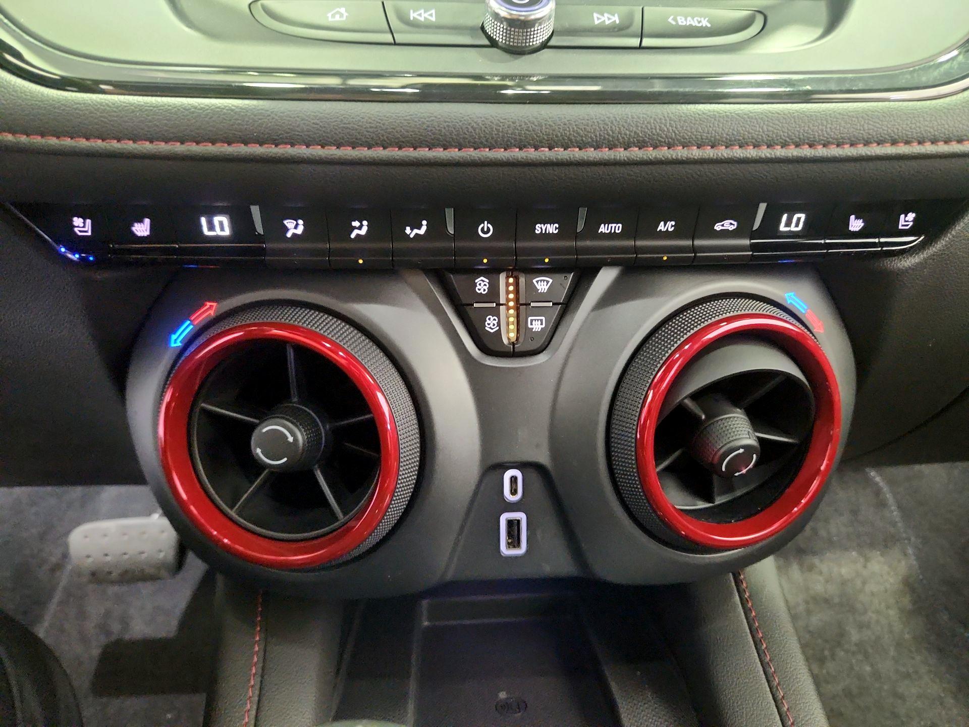 Thumbnail: 2022 Chevrolet Blazer - 17