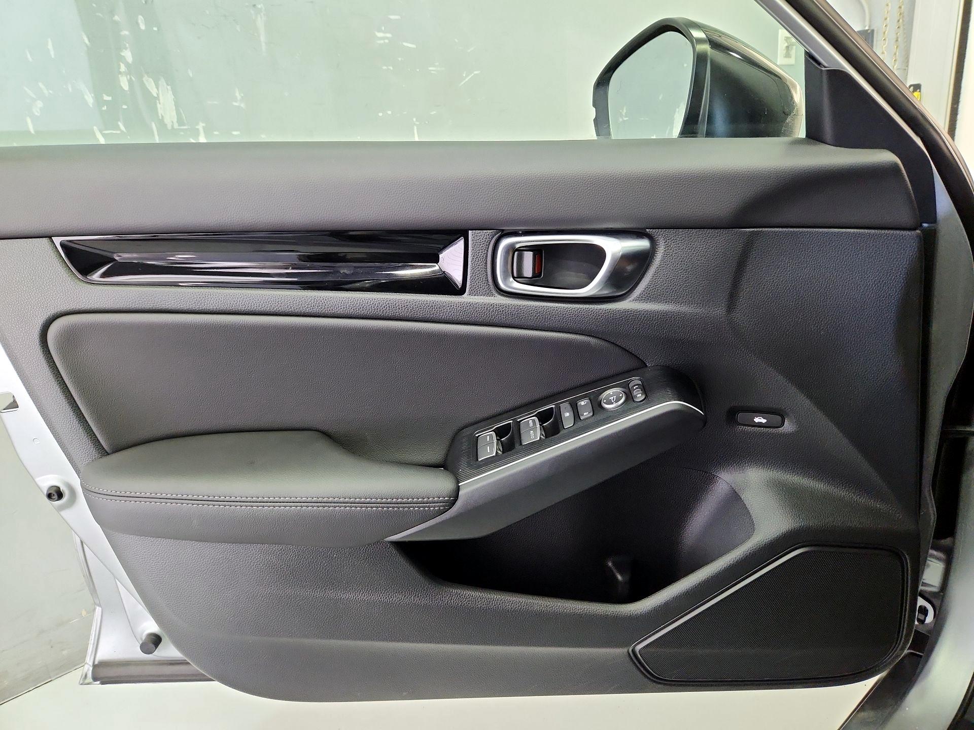 Thumbnail: 2025 Honda Civic - 12