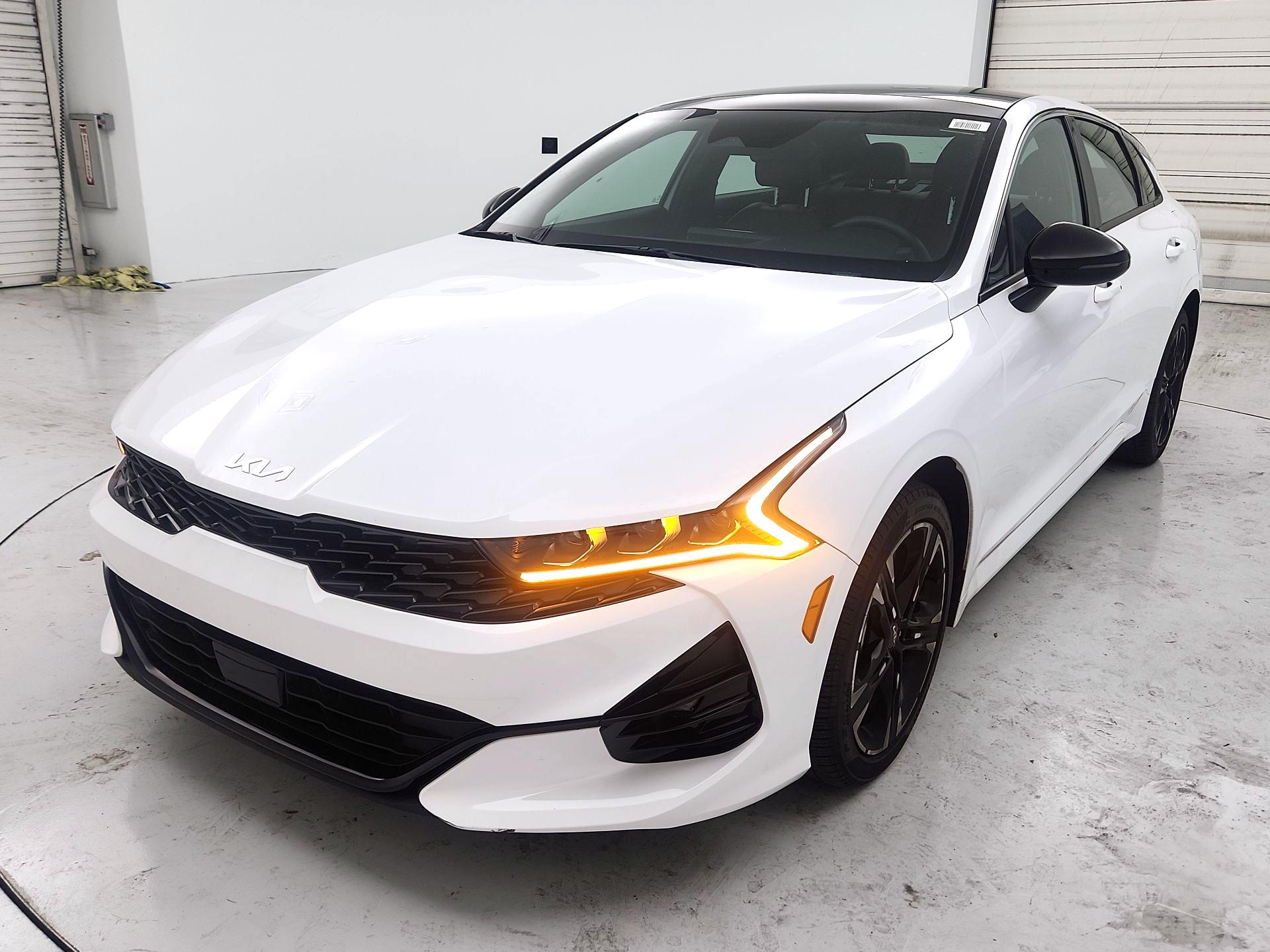 Thumbnail: 2024 Kia K5 - 3