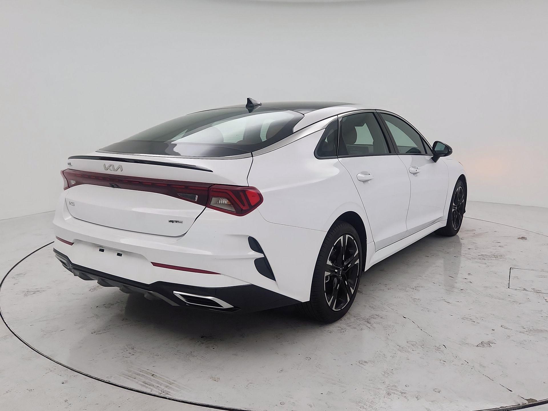 Thumbnail: 2024 Kia K5 - 5