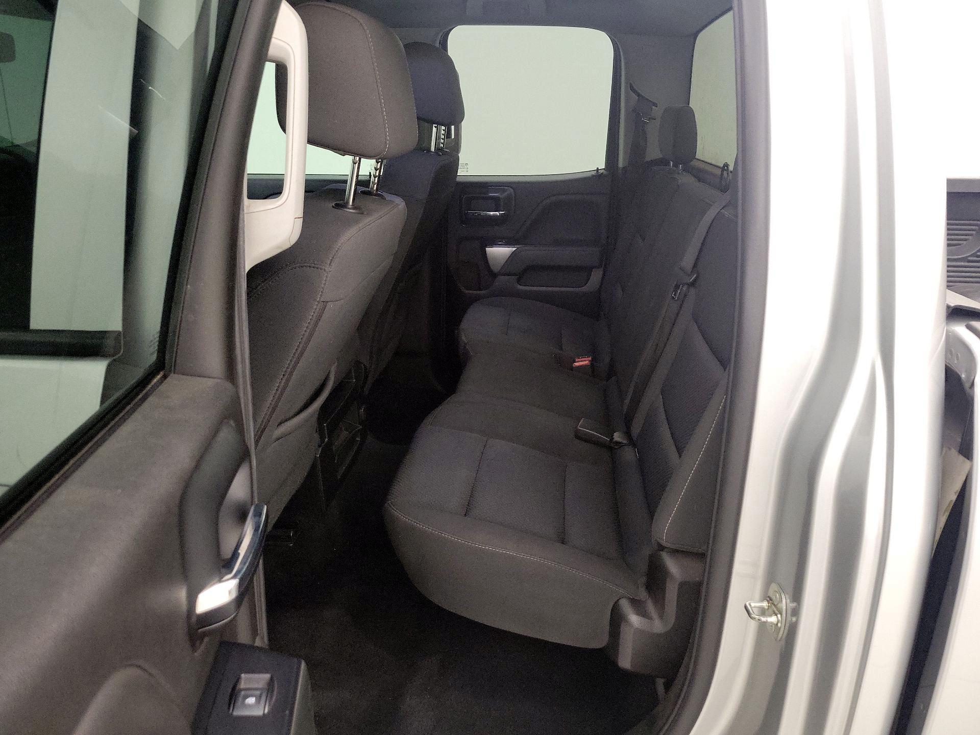 Thumbnail: 2019 Chevrolet Silverado 1500 - 19