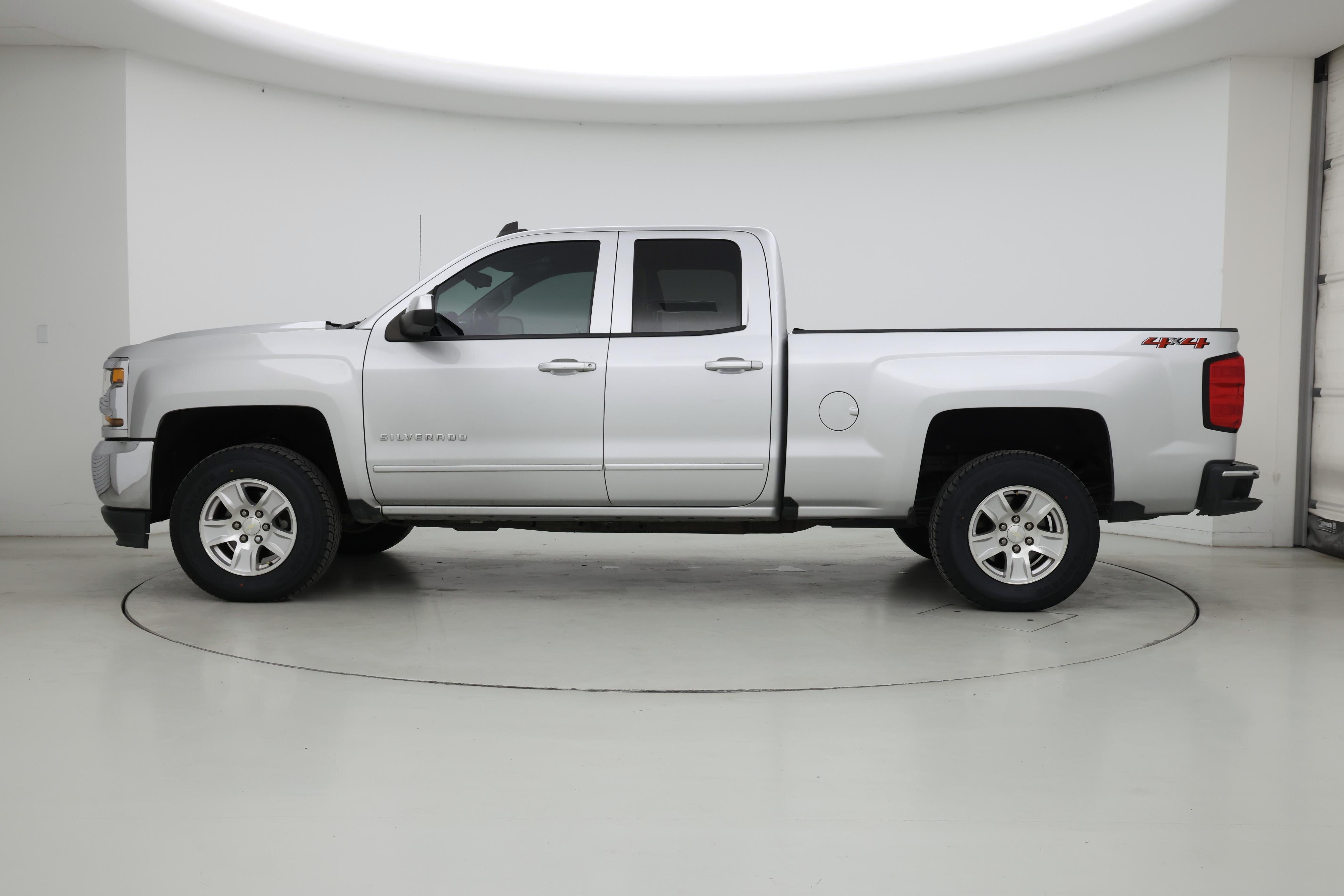 Thumbnail: 2019 Chevrolet Silverado 1500 - 3