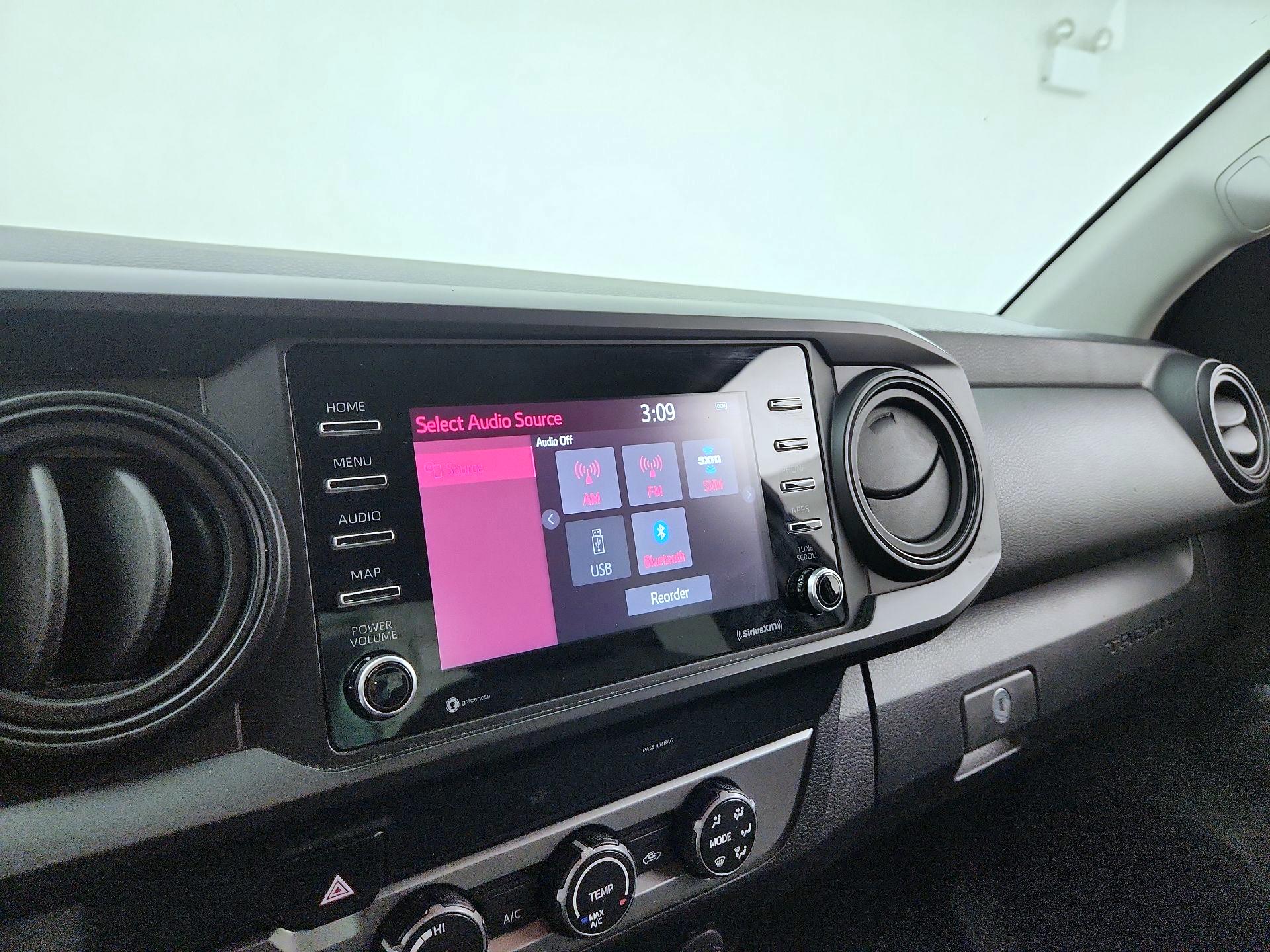 Thumbnail: 2022 Toyota Tacoma - 15