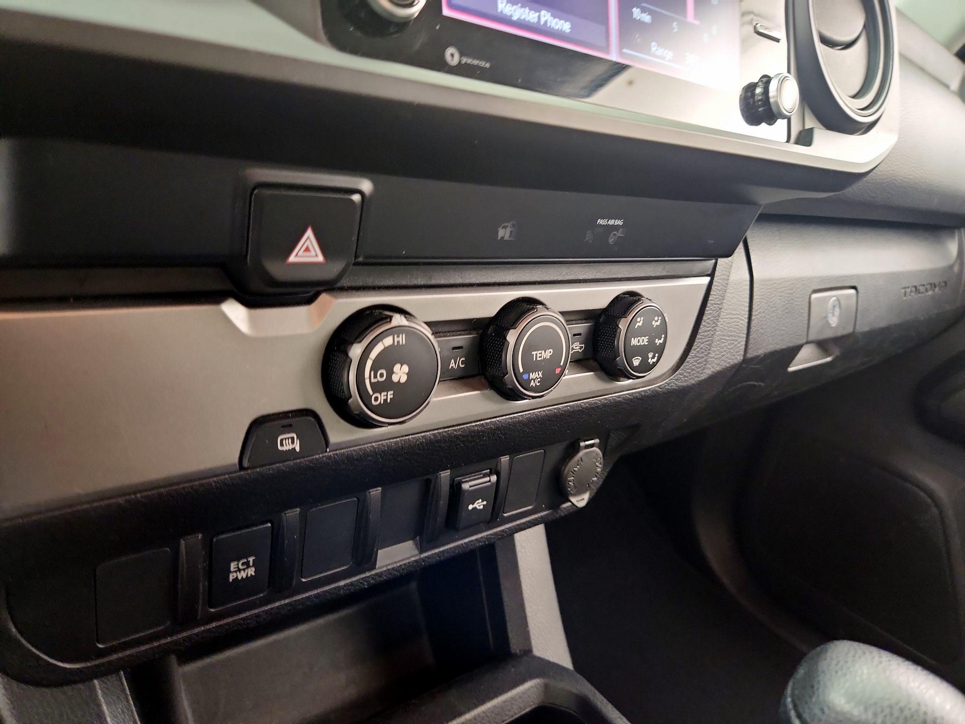 Thumbnail: 2022 Toyota Tacoma - 16