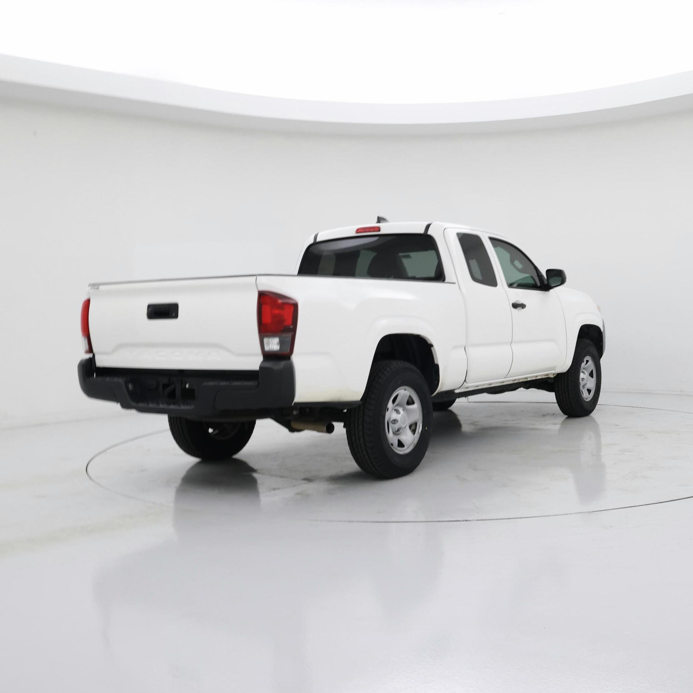 Thumbnail: 2022 Toyota Tacoma - 8