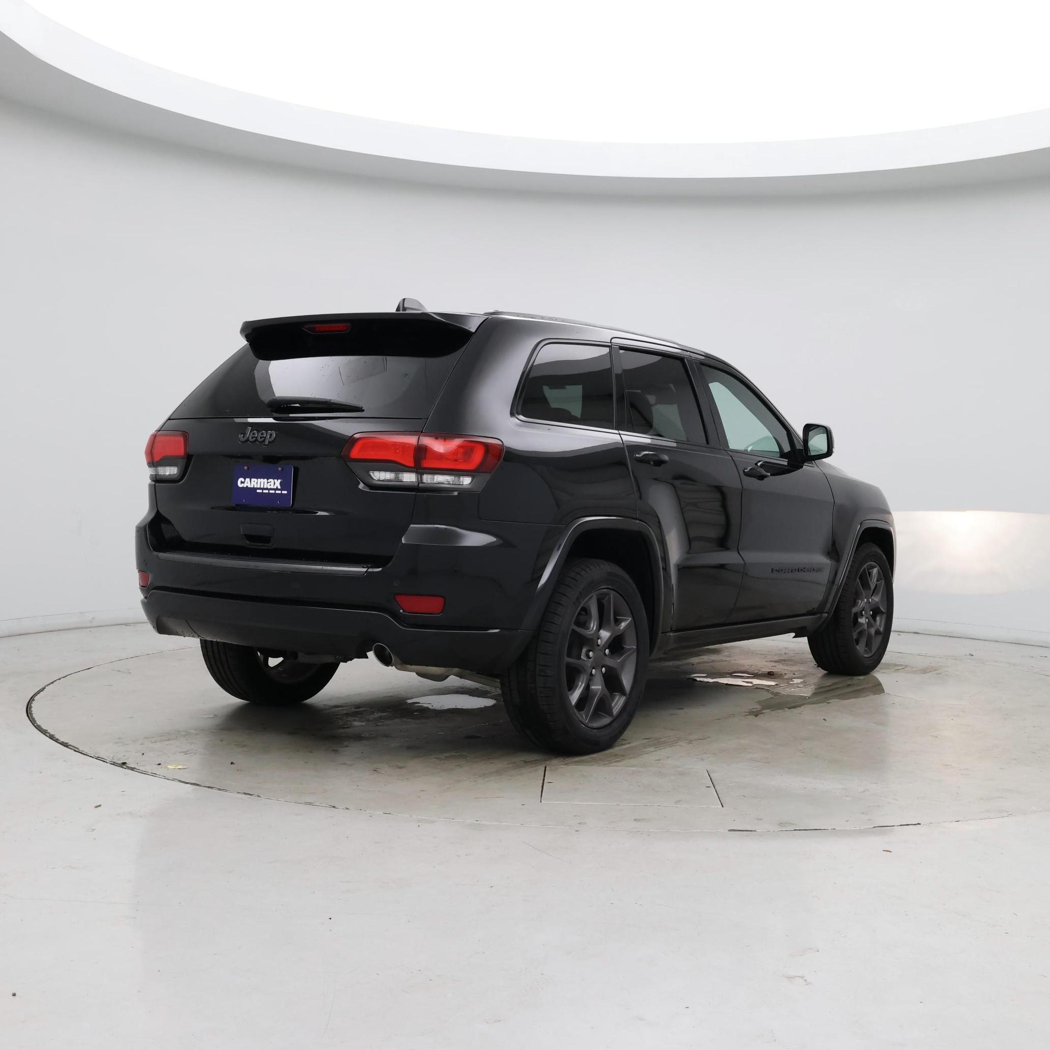 Thumbnail: 2021 Jeep Grand Cherokee - 8