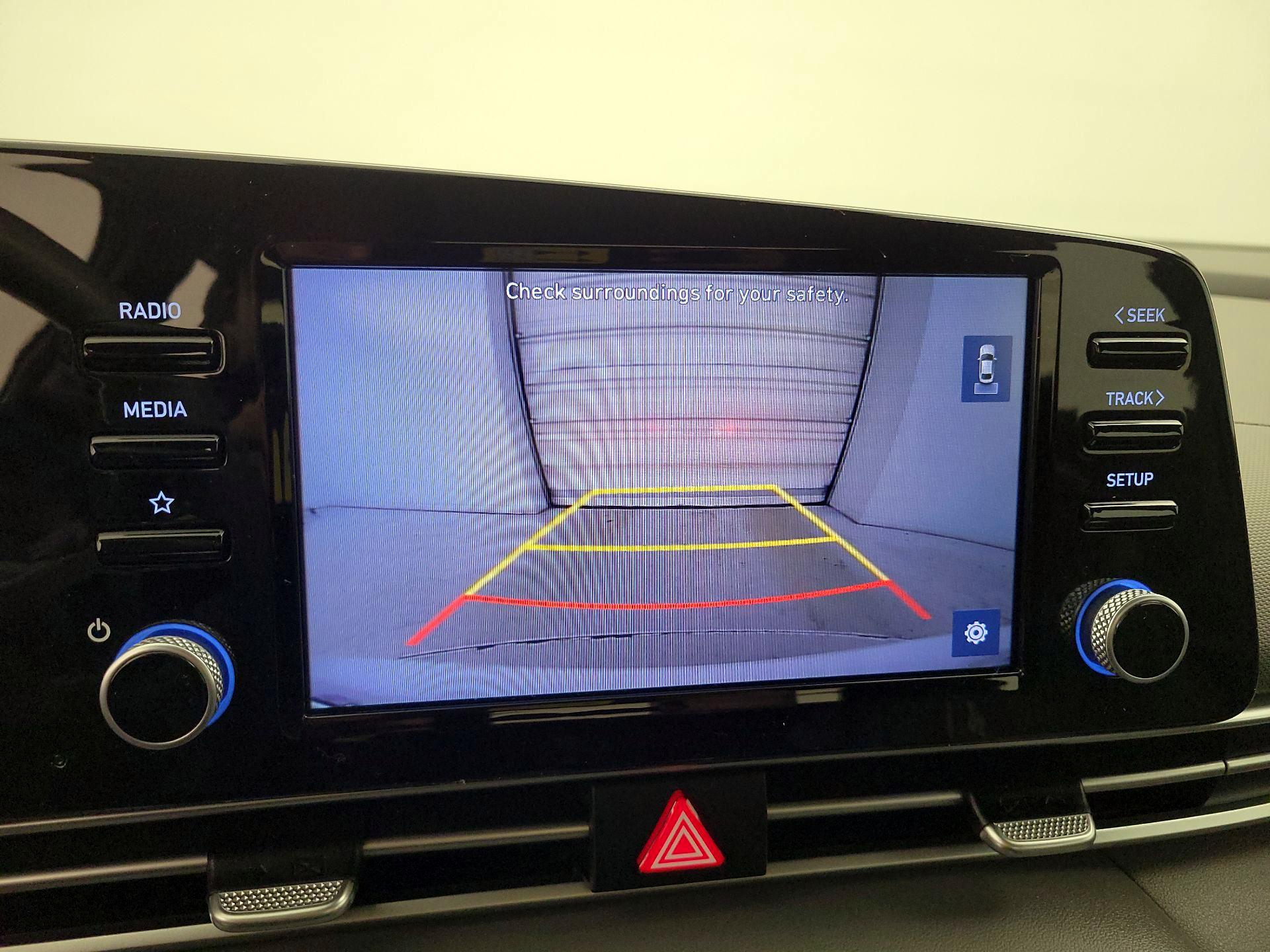 Thumbnail: 2022 Hyundai Elantra - 14