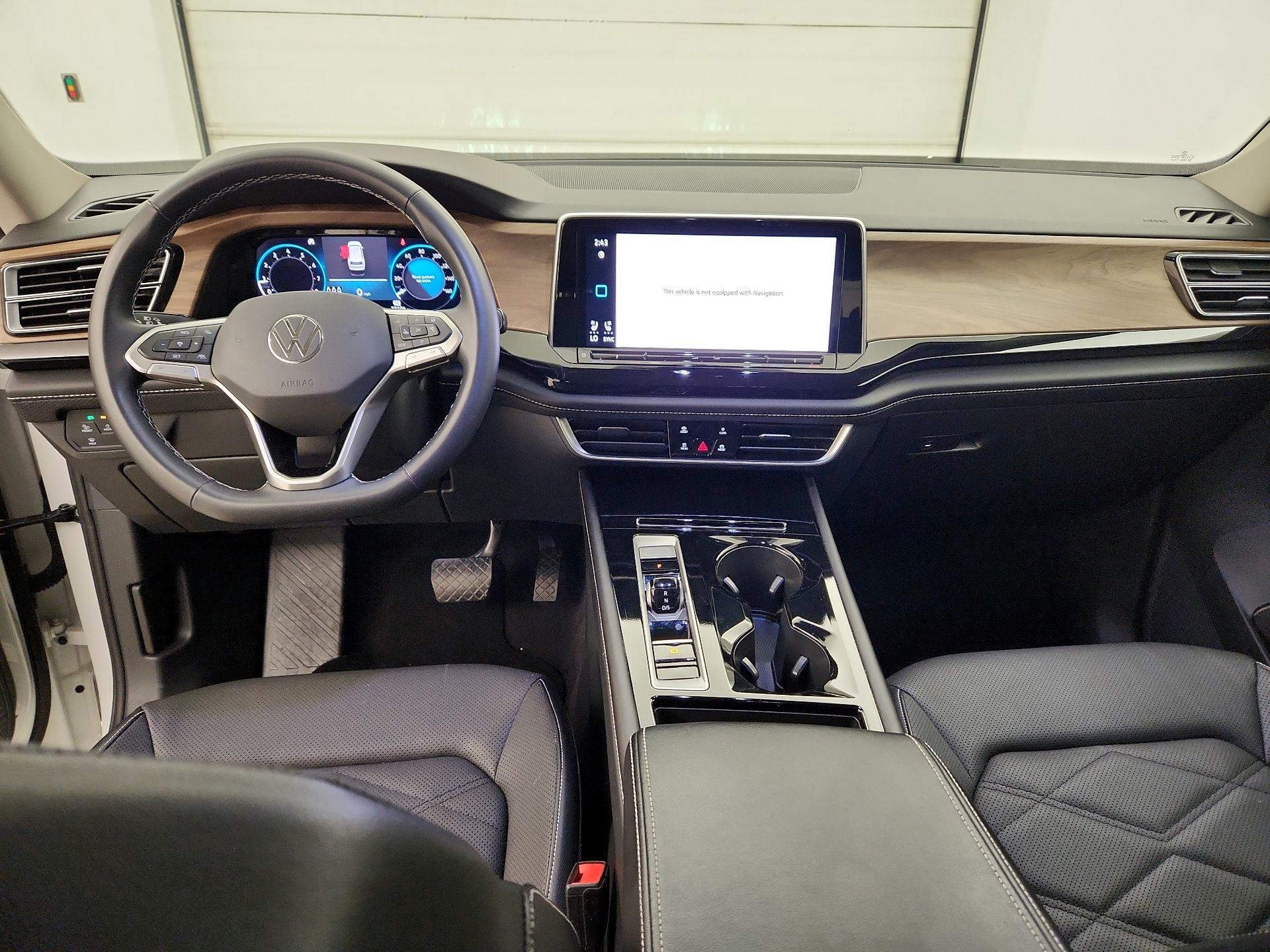 Thumbnail: 2024 Volkswagen Atlas - 9