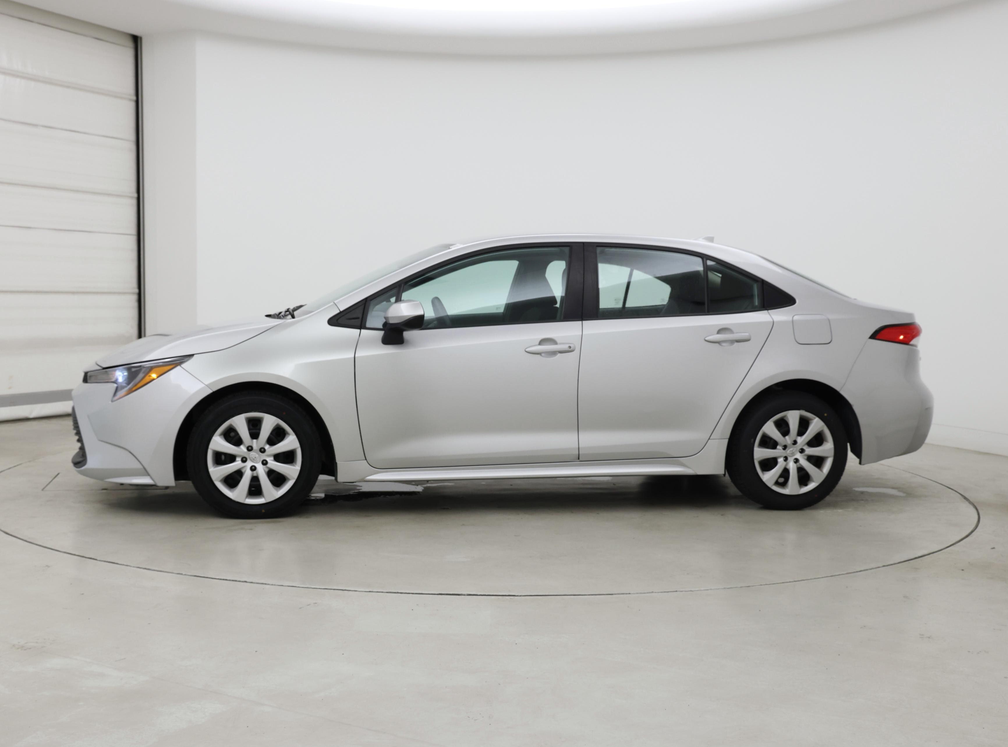 Thumbnail: 2024 Toyota Corolla - 3