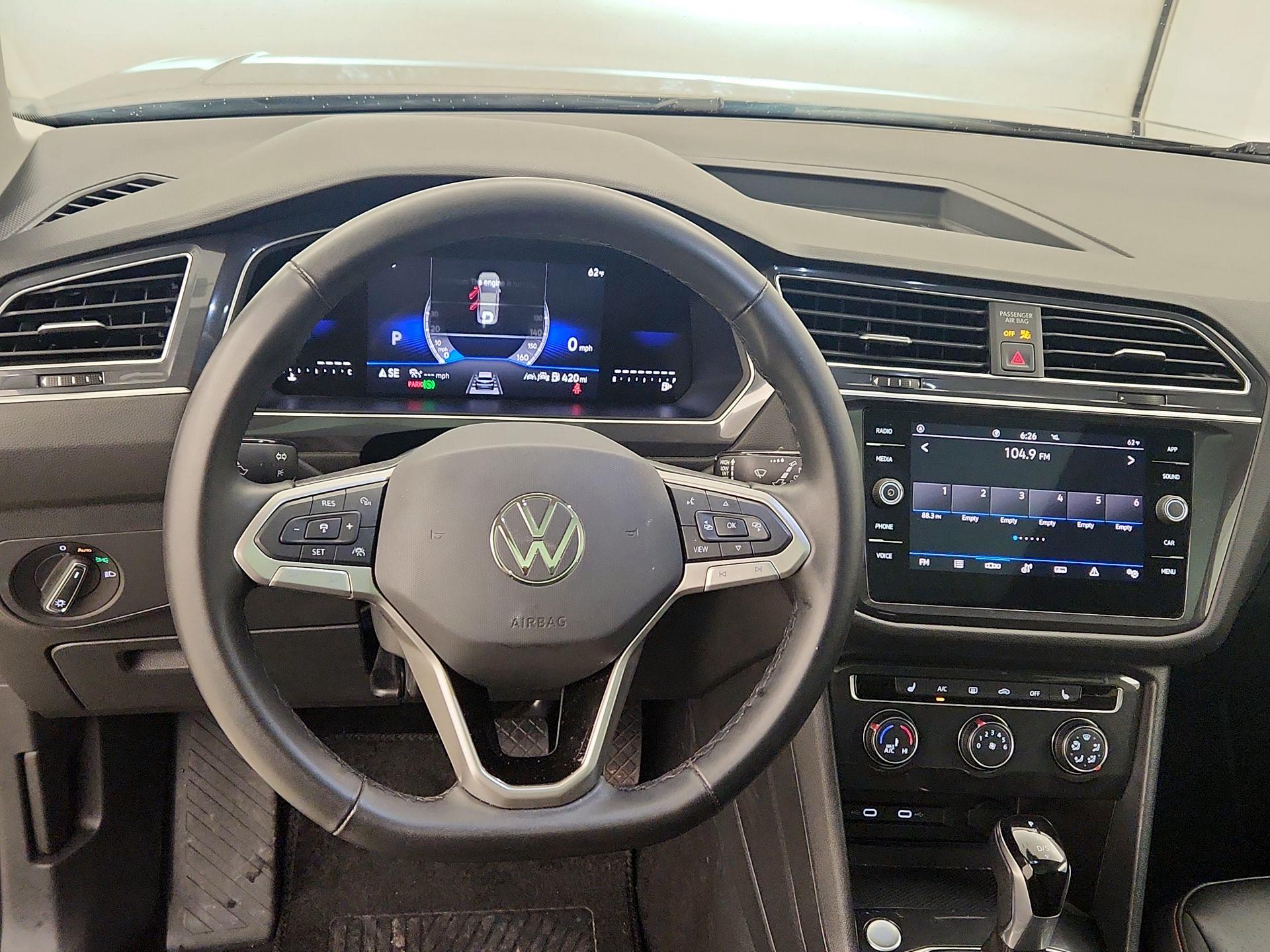 Thumbnail: 2024 Volkswagen Tiguan - 10