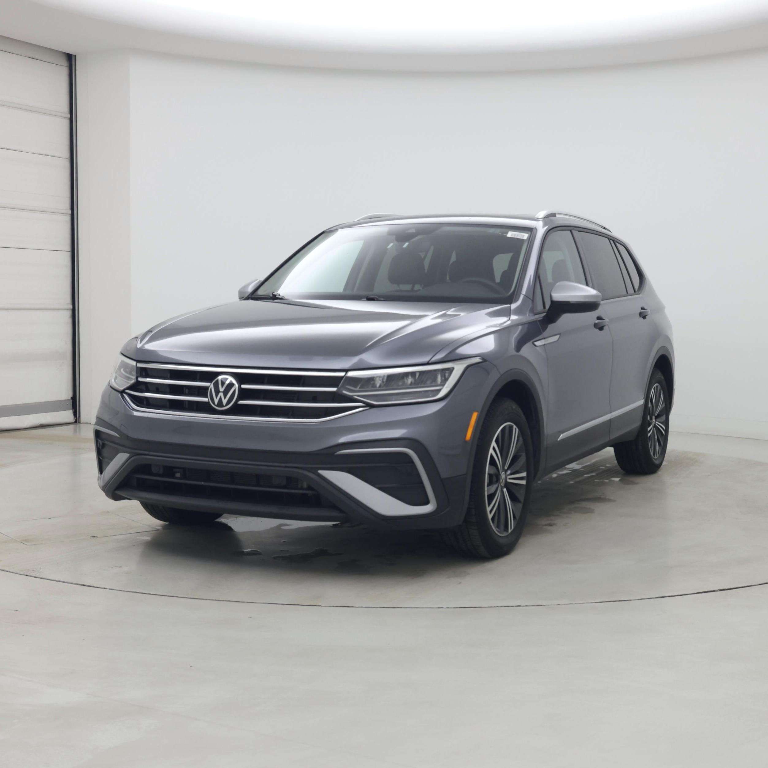 Thumbnail: 2024 Volkswagen Tiguan - 4