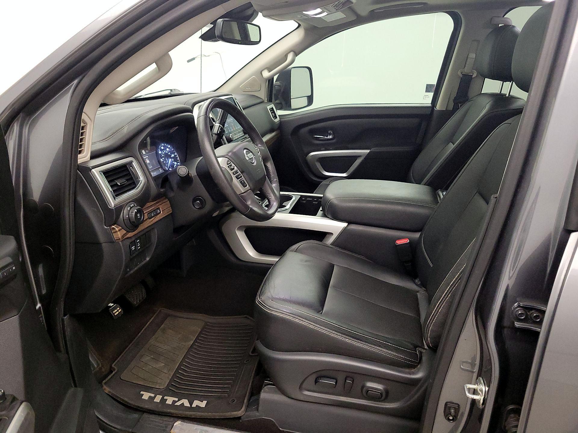 Thumbnail: 2020 Nissan Titan - 11