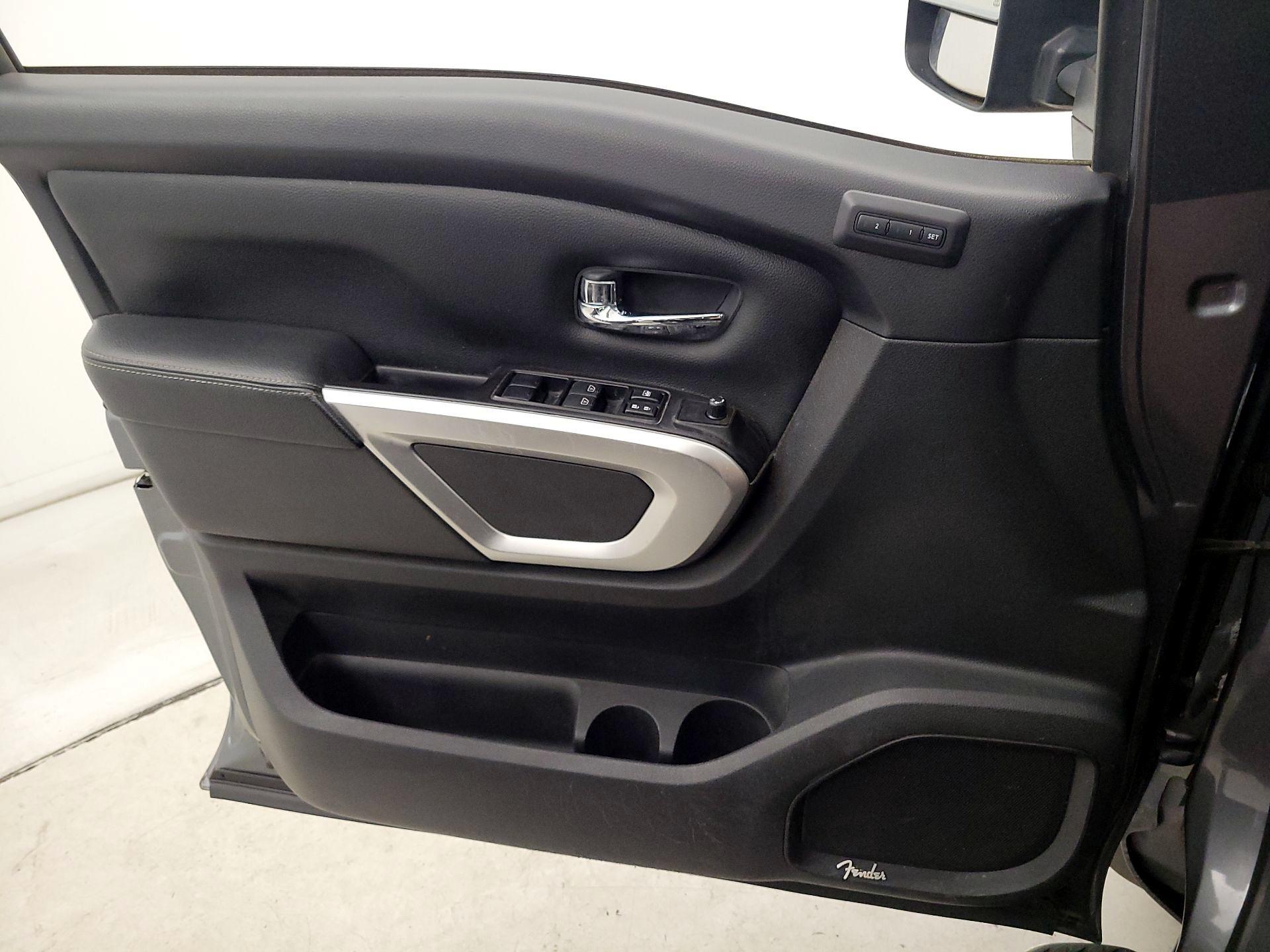 Thumbnail: 2020 Nissan Titan - 12