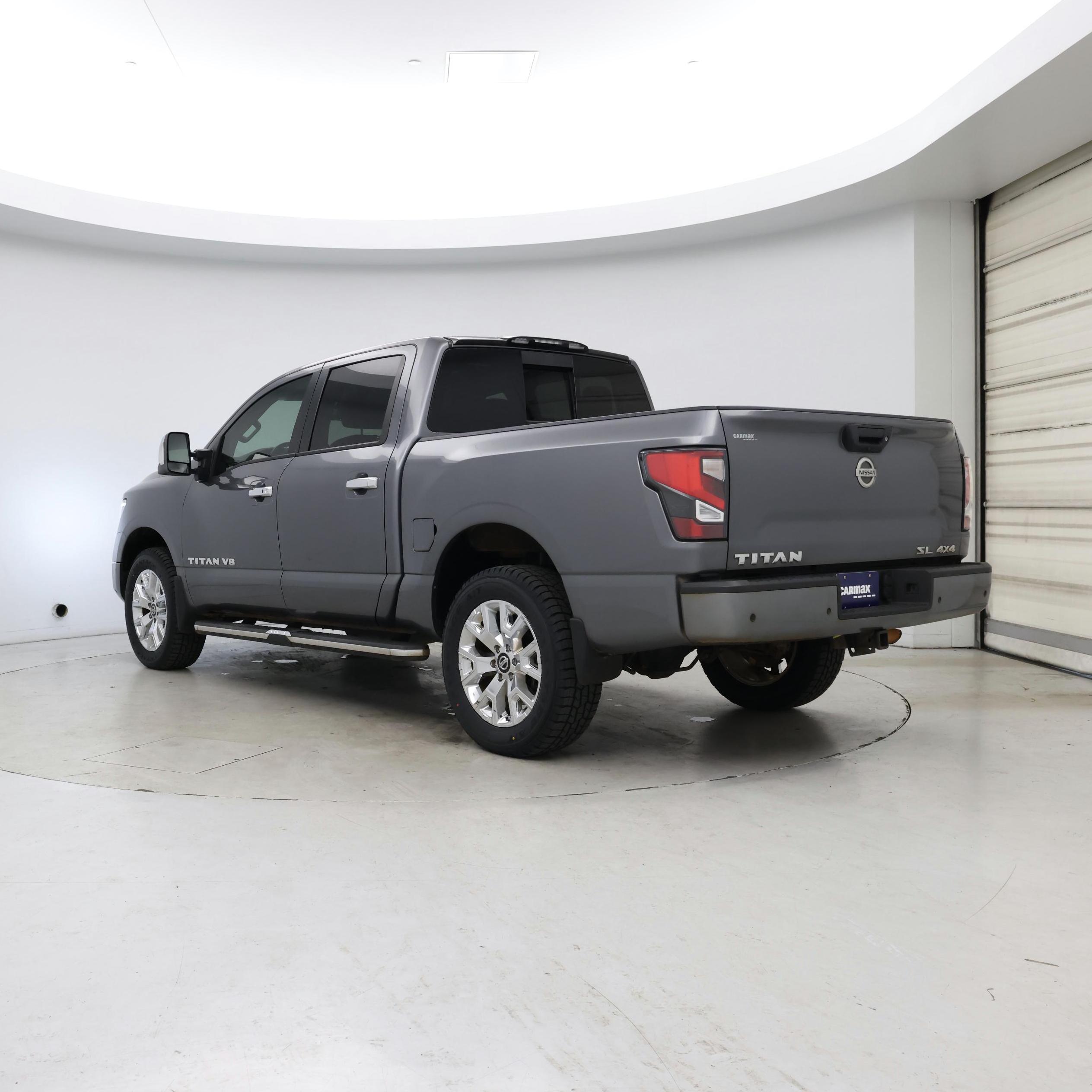 Thumbnail: 2020 Nissan Titan - 2