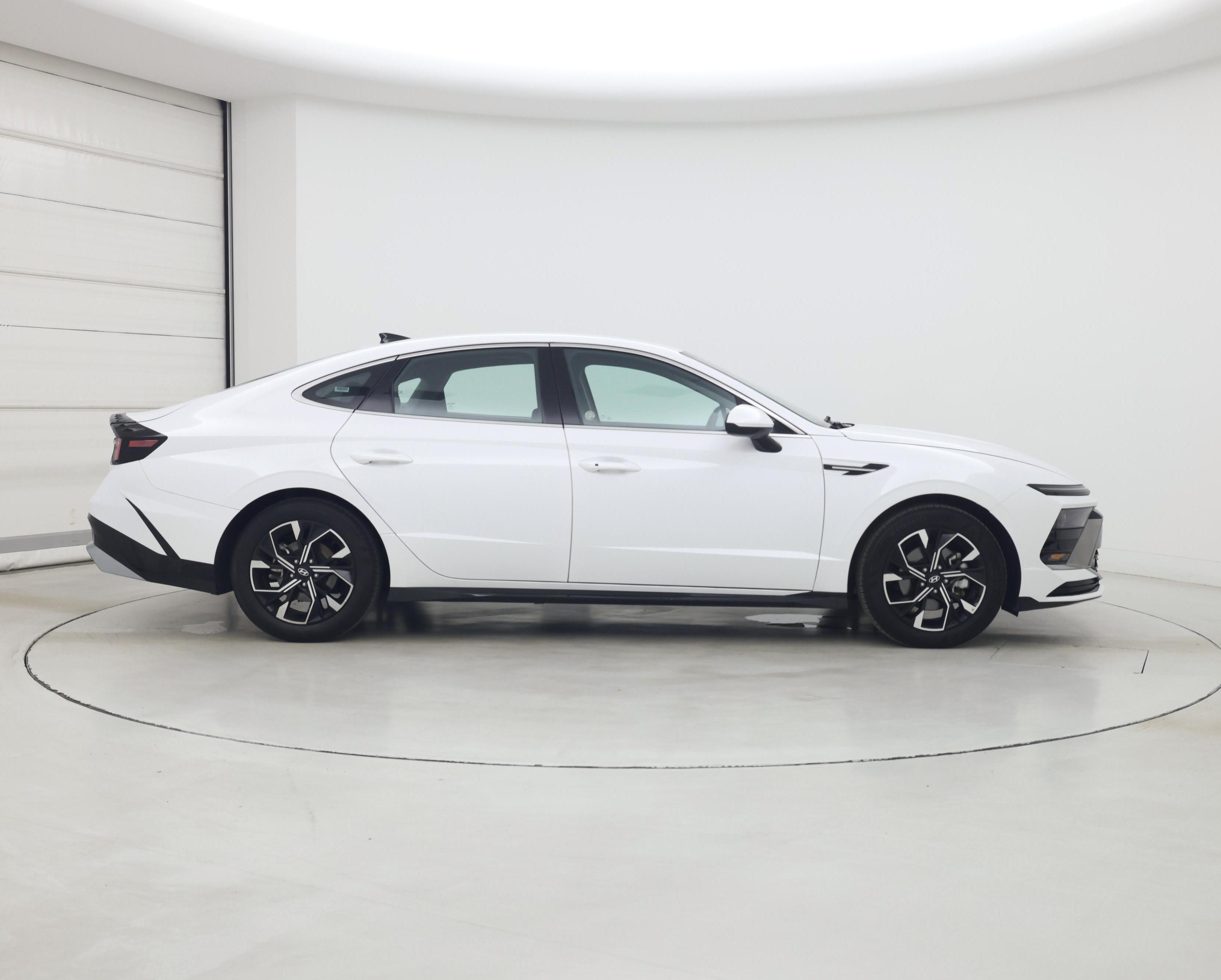 Thumbnail: 2025 Hyundai Sonata - 7