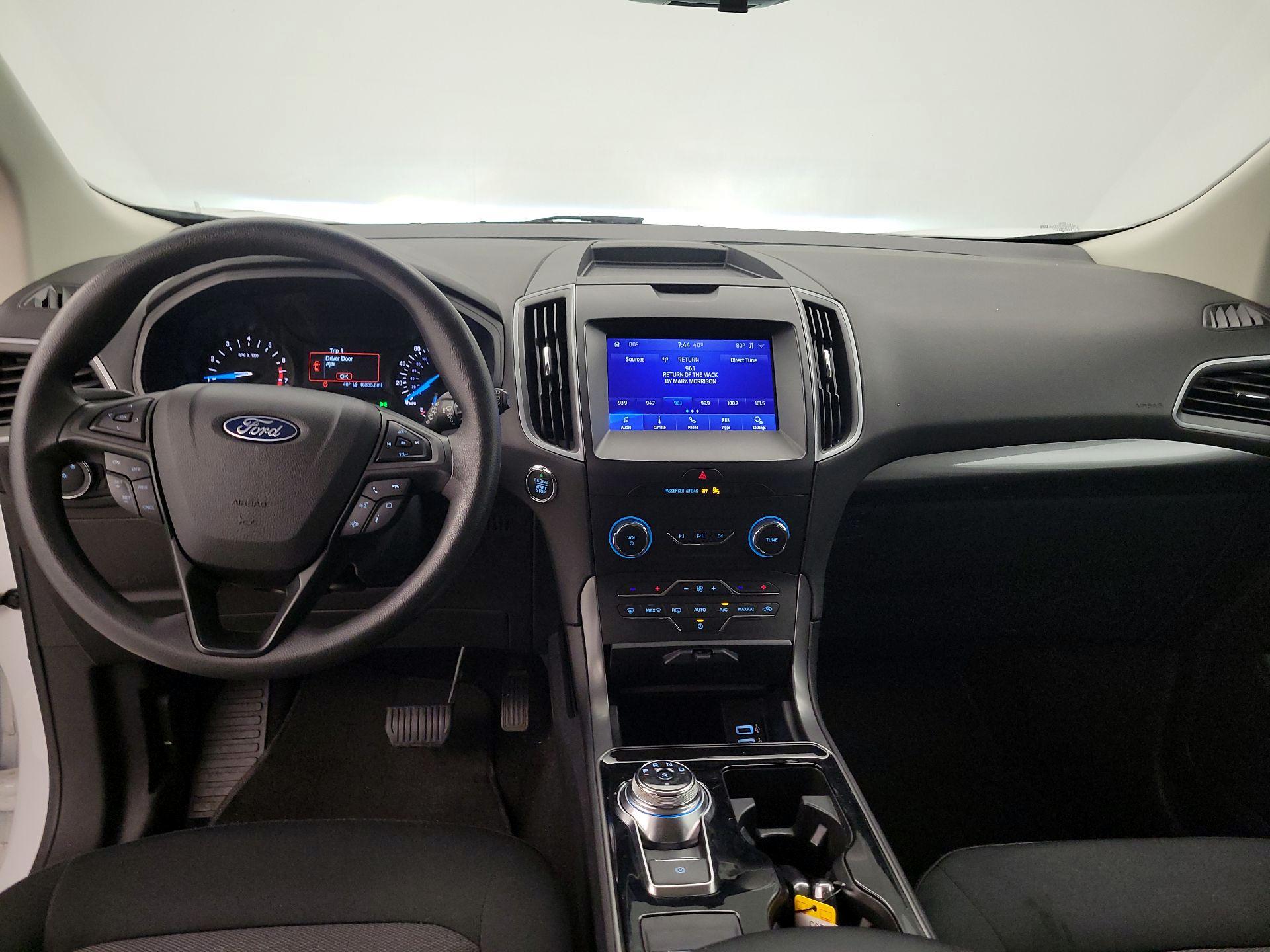 Thumbnail: 2020 Ford Edge - 9