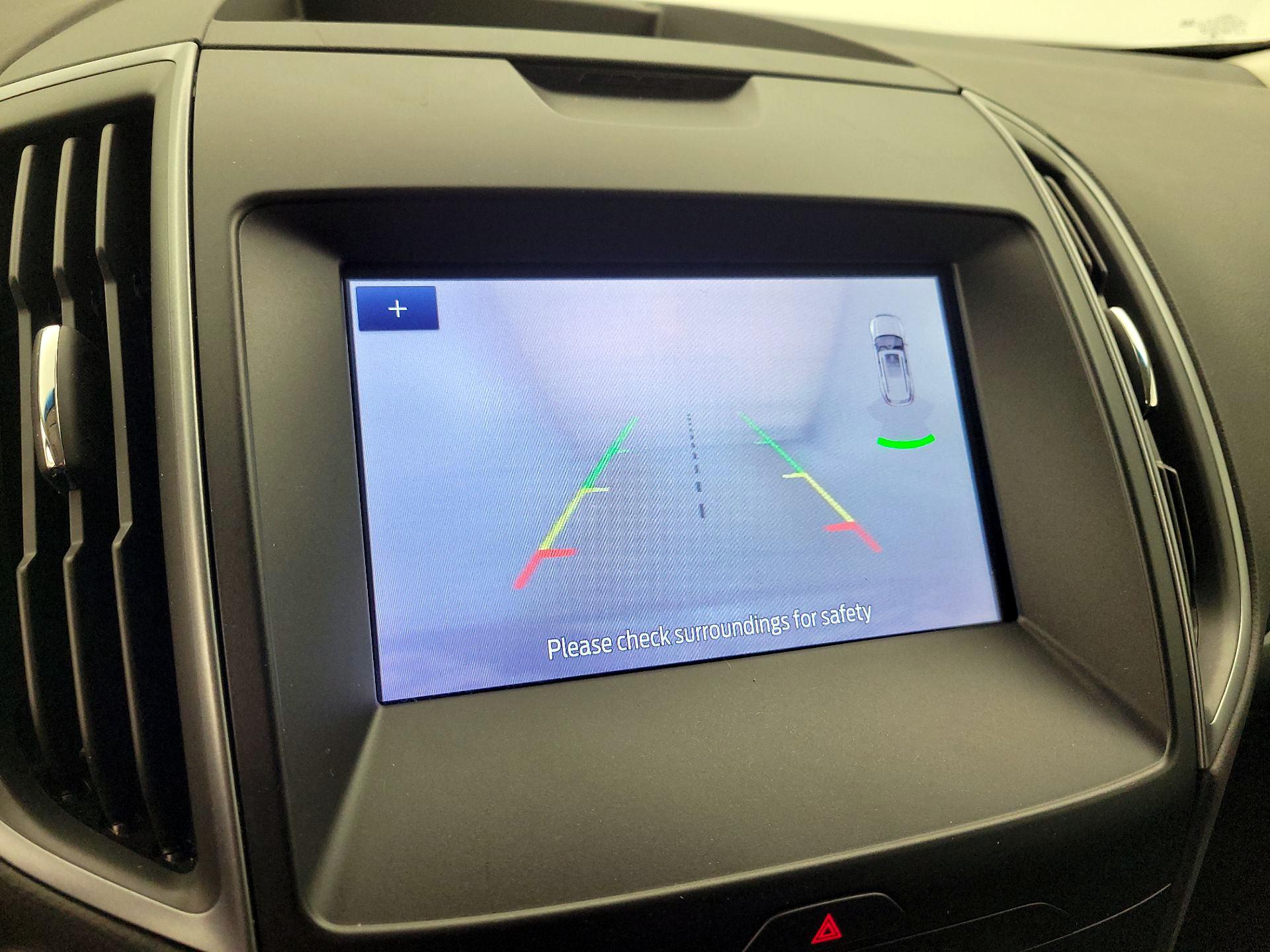 Thumbnail: 2020 Ford Edge - 14