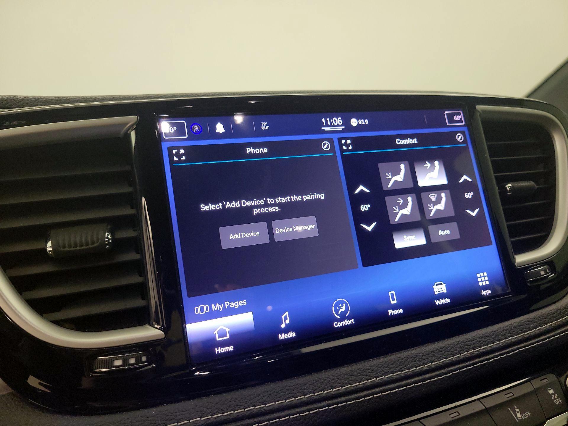 Thumbnail: 2021 Chrysler Pacifica - 15