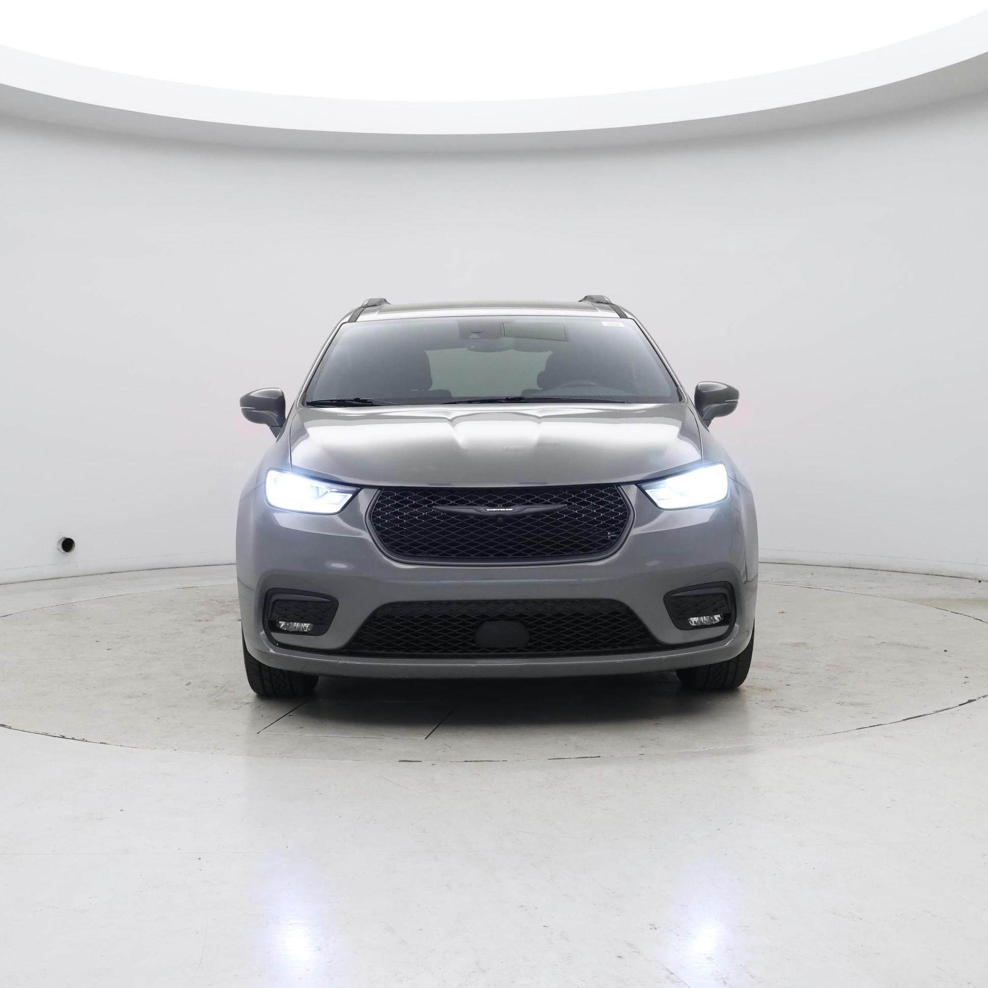 Thumbnail: 2021 Chrysler Pacifica - 5