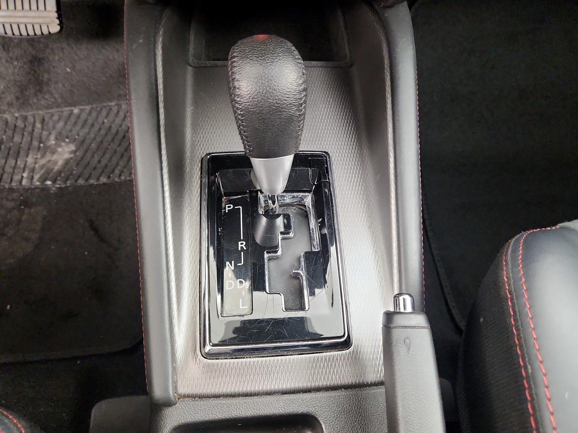 Thumbnail: 2024 Mitsubishi Outlander Sport - 17