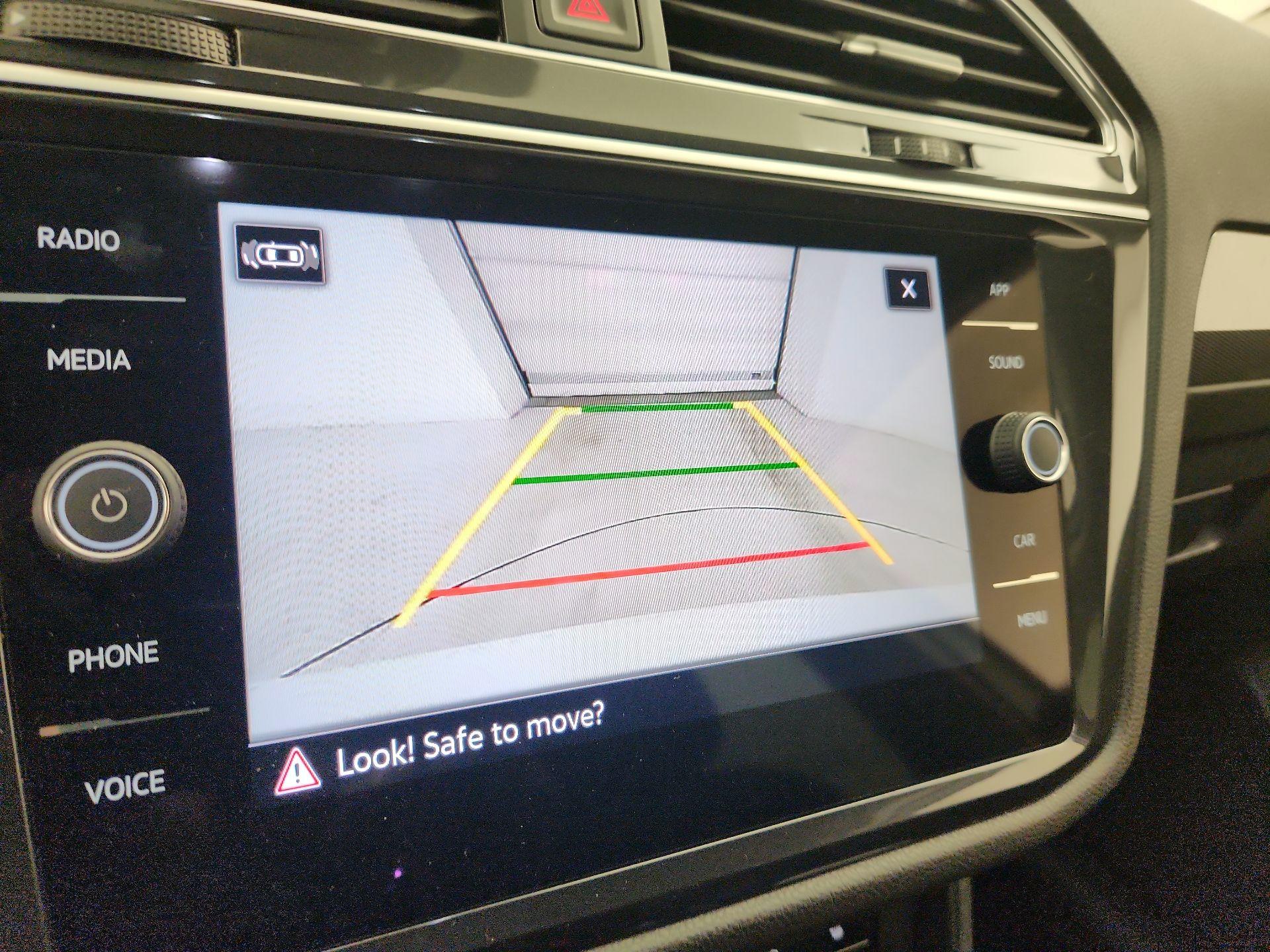 Thumbnail: 2024 Volkswagen Tiguan - 14