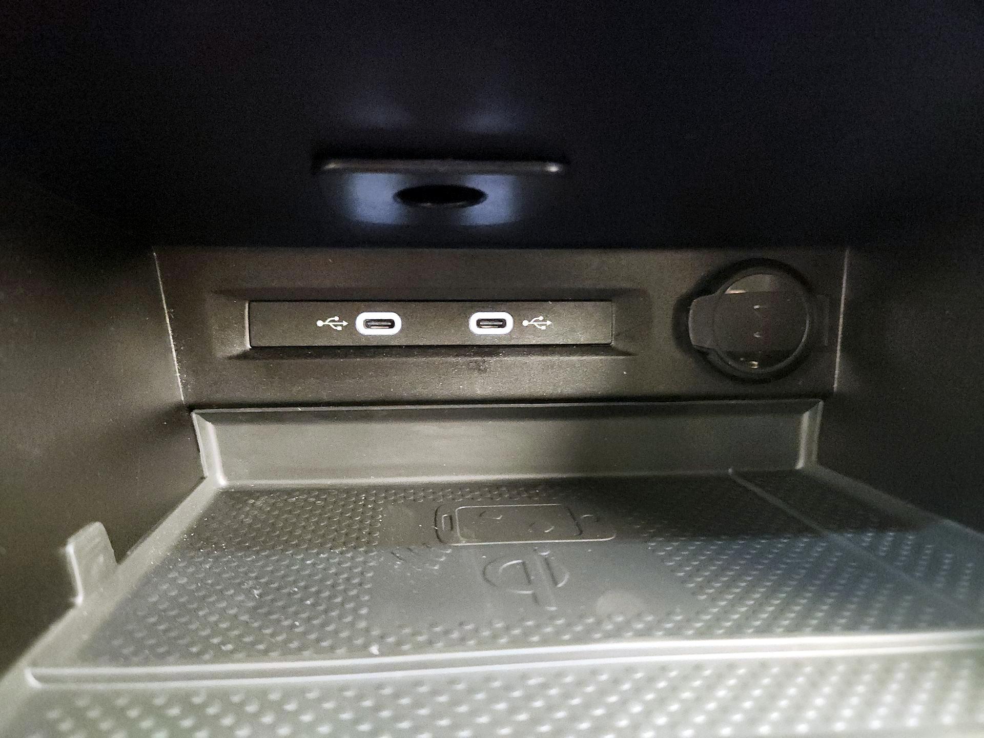 Thumbnail: 2024 Volkswagen Tiguan - 18