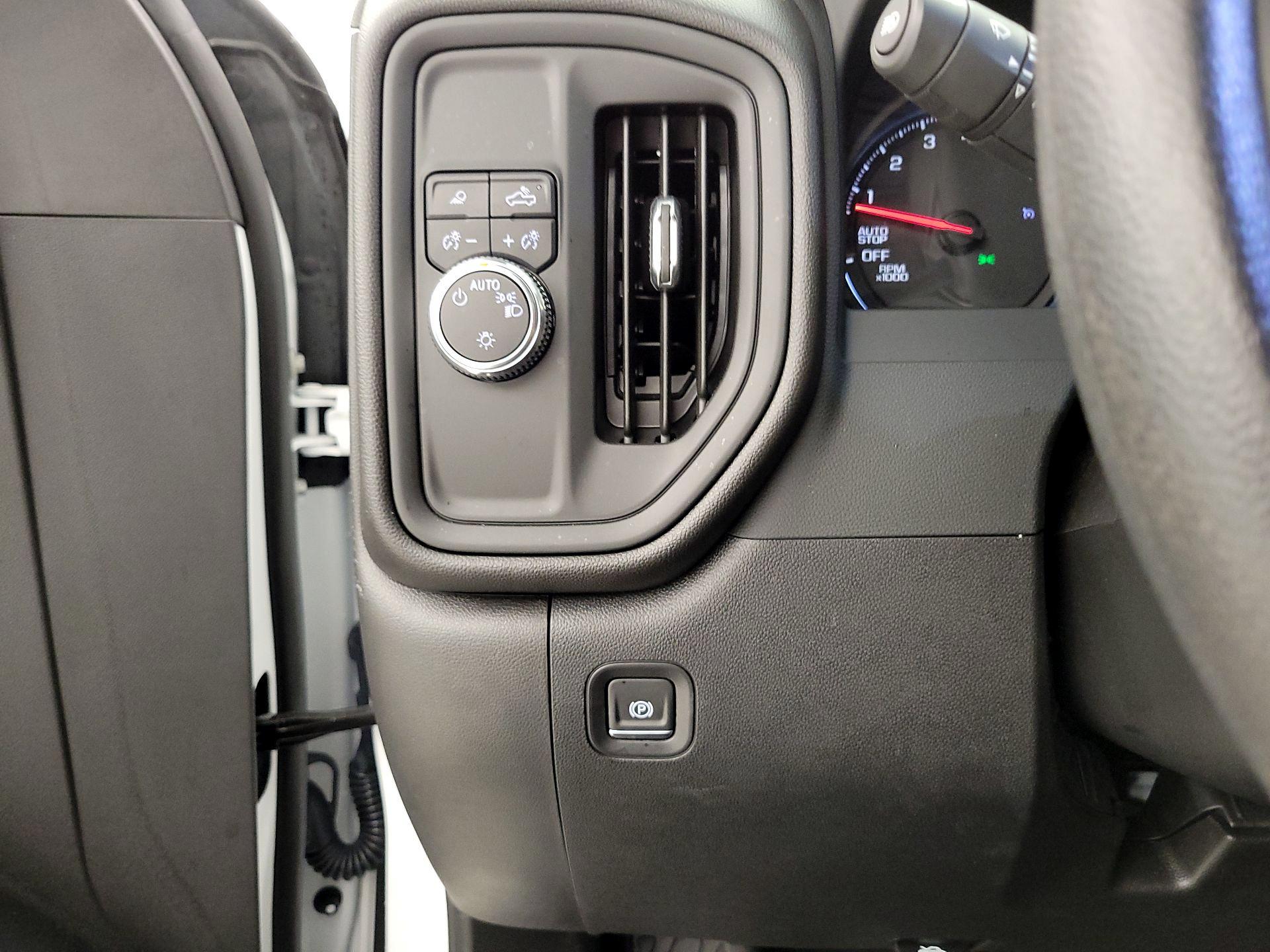 Thumbnail: 2024 GMC Sierra 1500 - 13