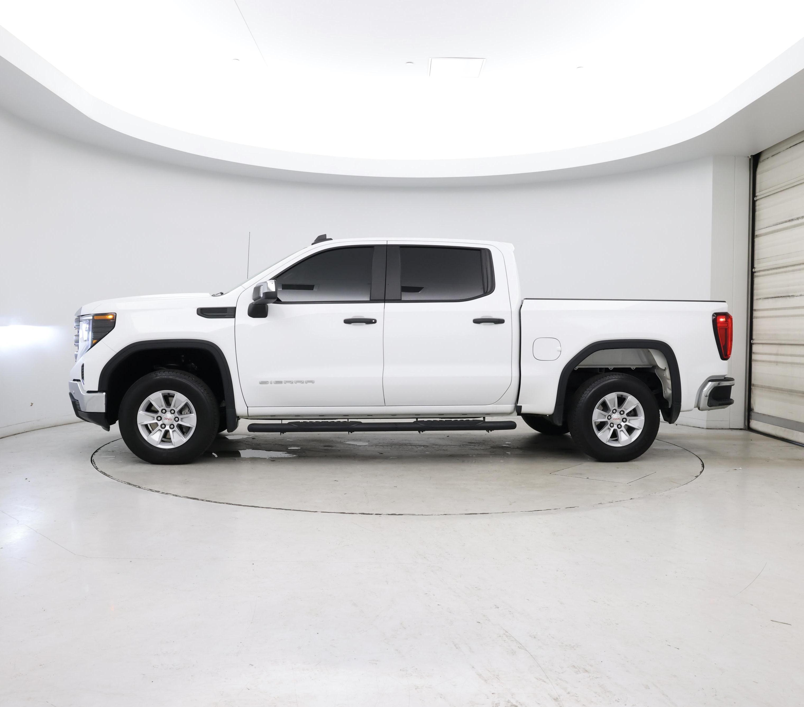 Thumbnail: 2024 GMC Sierra 1500 - 3