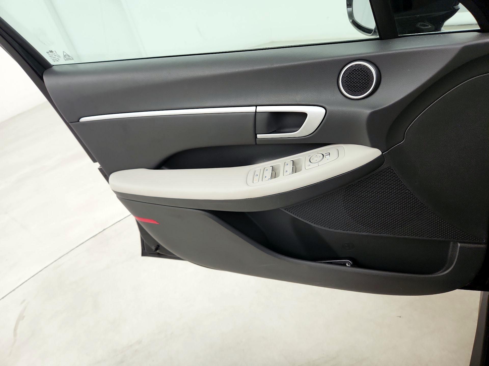 Thumbnail: 2025 Hyundai Sonata - 12