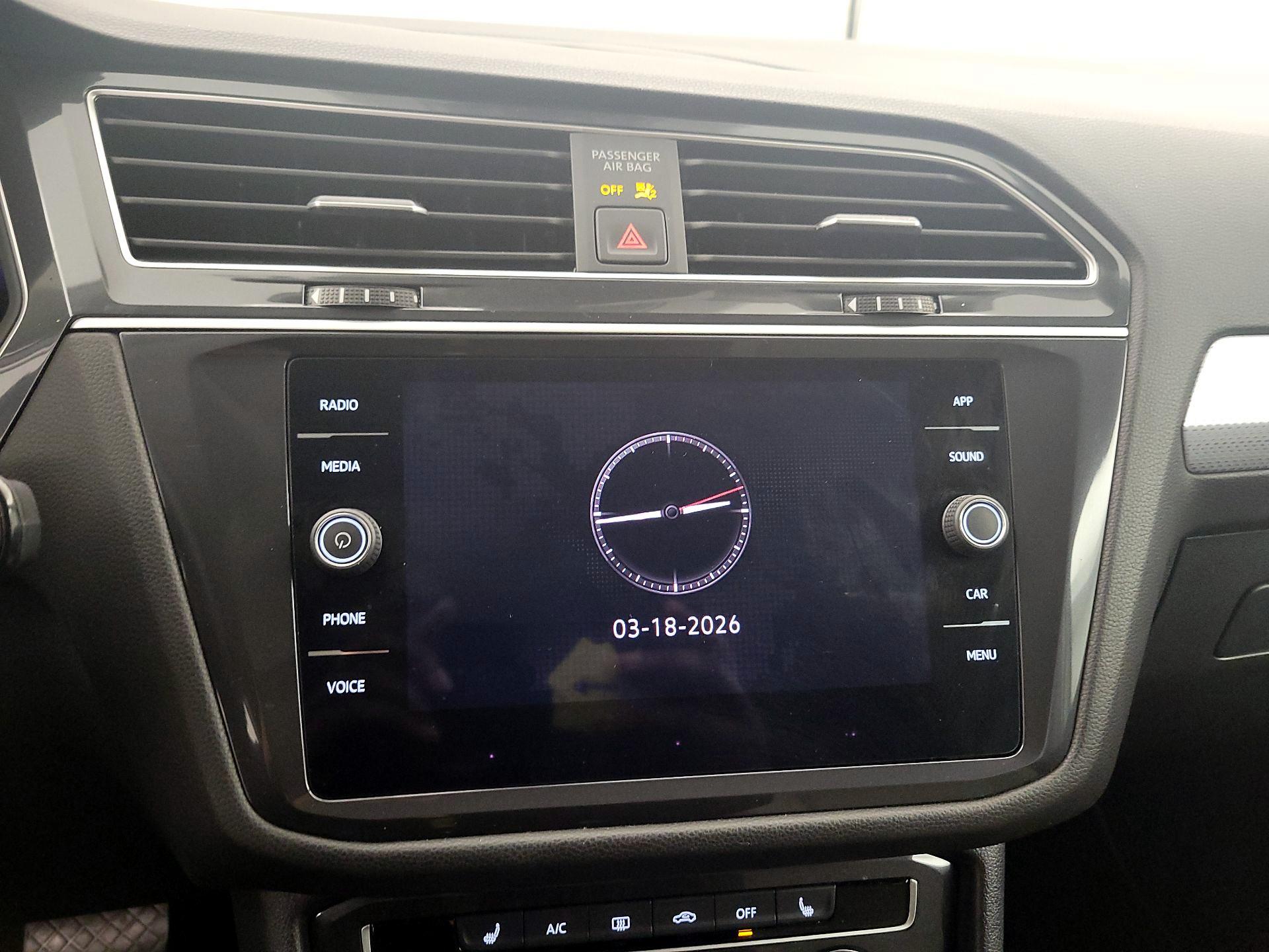 Thumbnail: 2024 Volkswagen Tiguan - 15