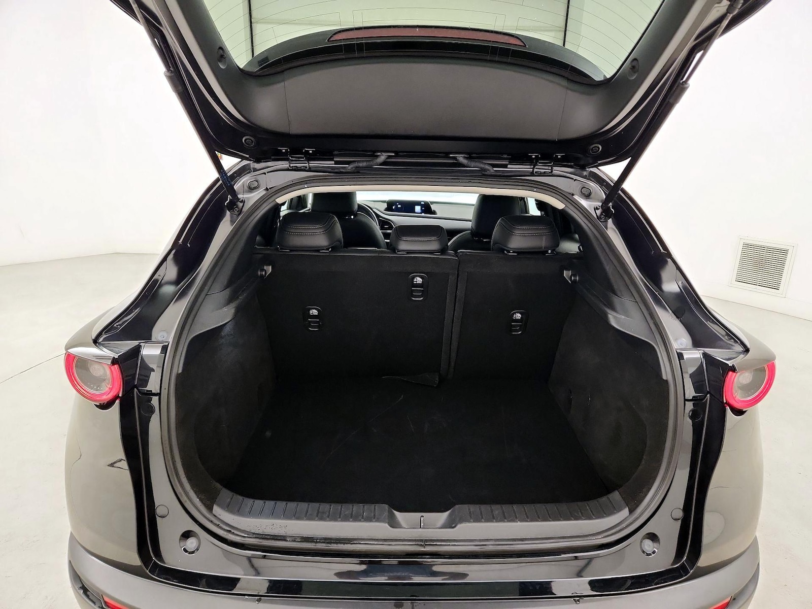 2025 Mazda CX-30 Preferred - Photo 22