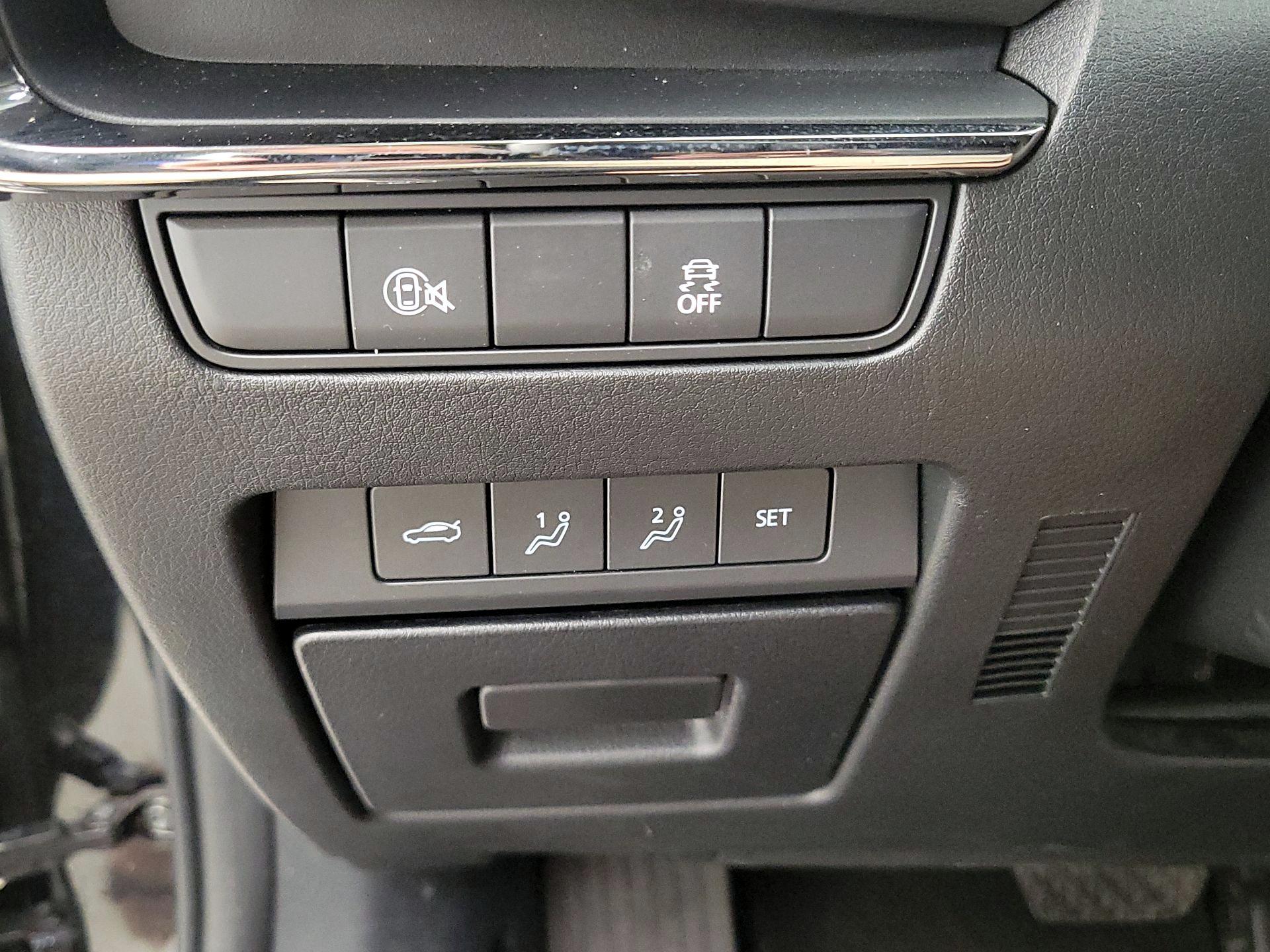 Thumbnail: 2025 Mazda Mazda3 - 13