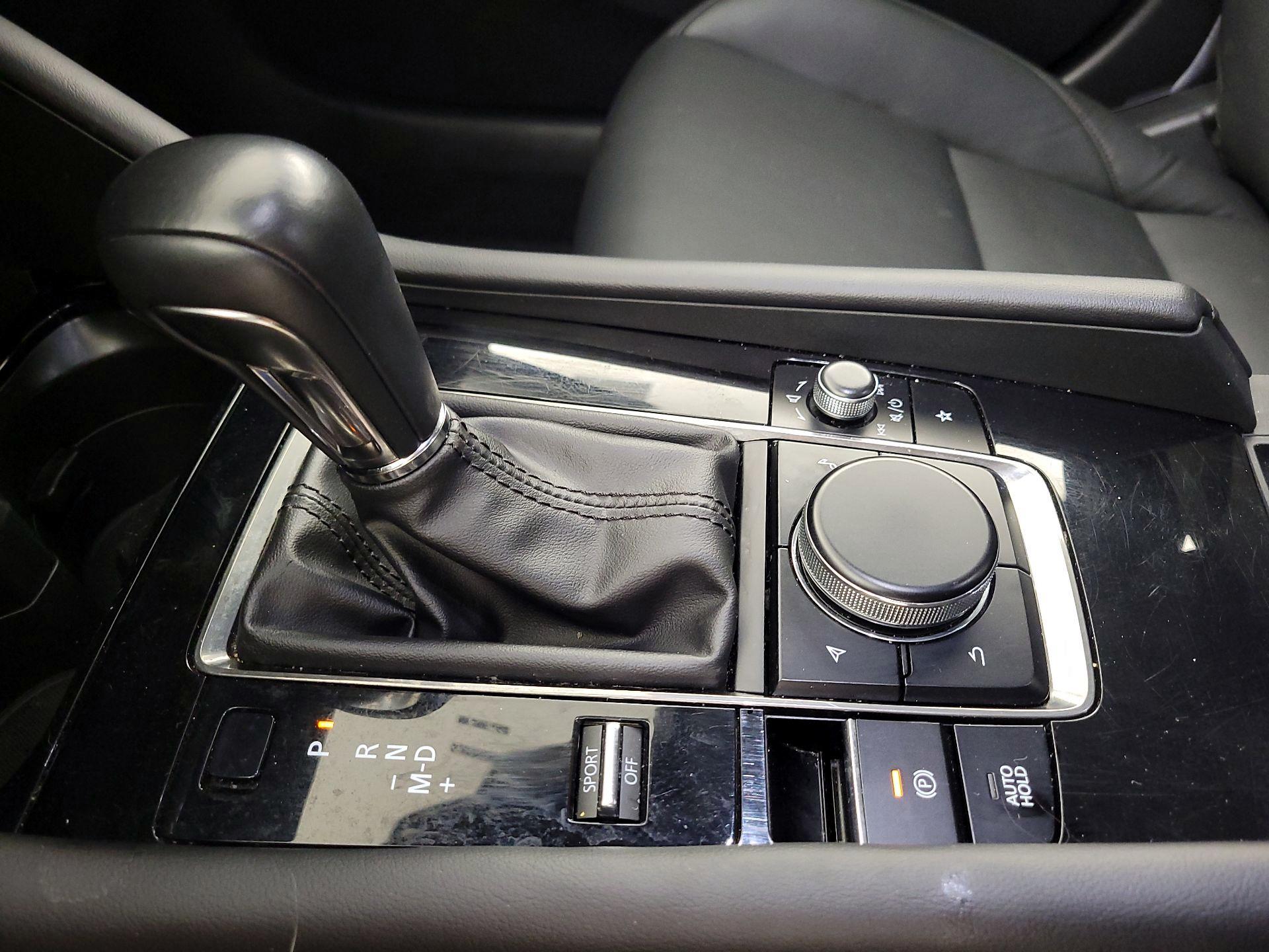 Thumbnail: 2025 Mazda Mazda3 - 17