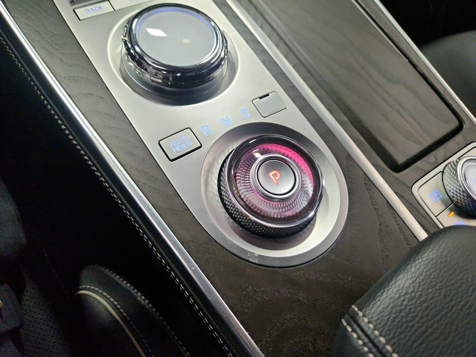 Thumbnail: 2024 Genesis GV80 - 18