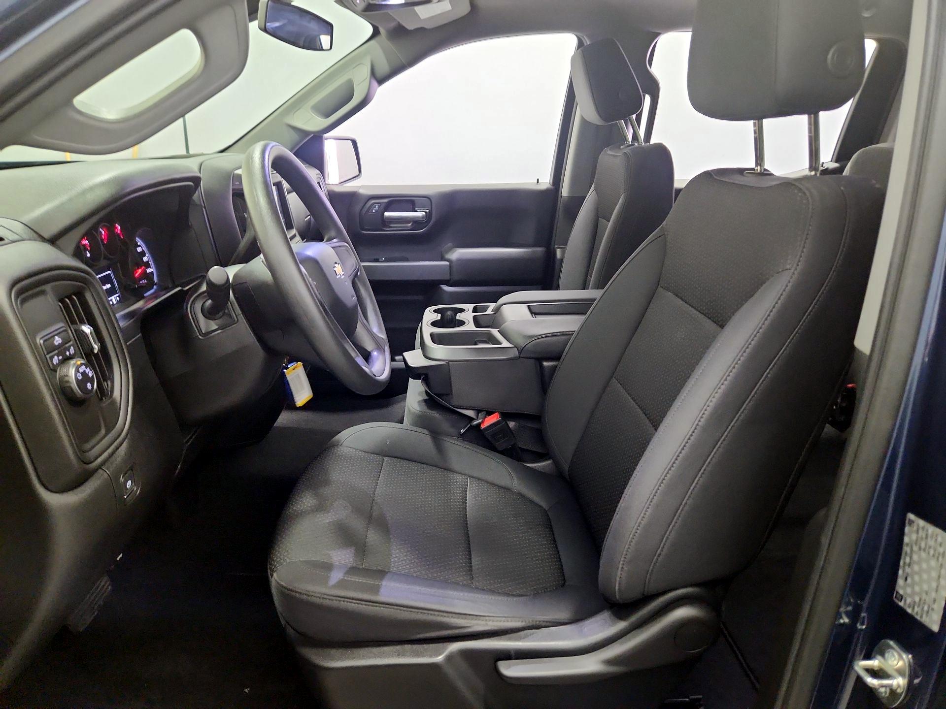 Thumbnail: 2019 Chevrolet Silverado 1500 - 11