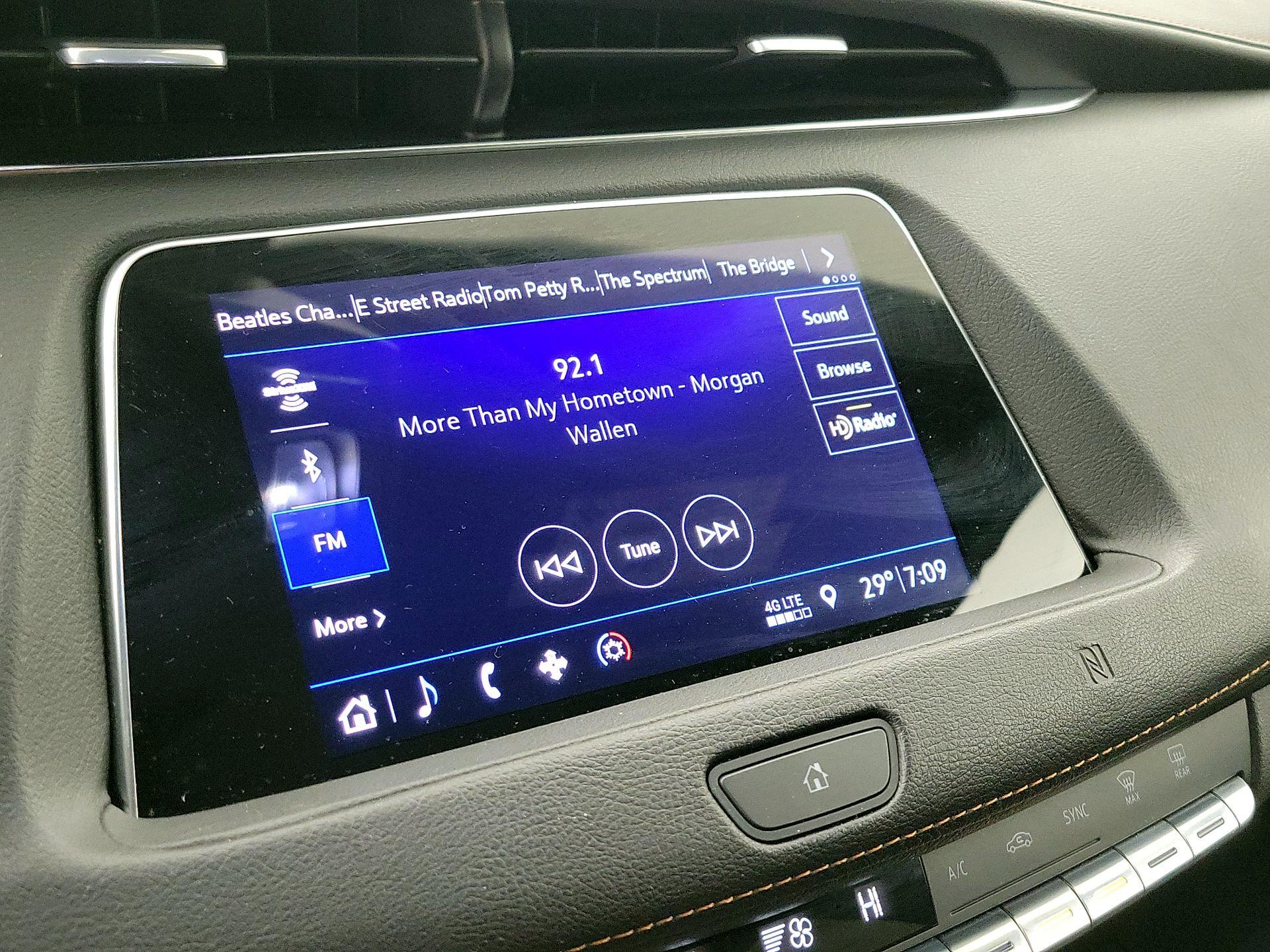 Thumbnail: 2019 Cadillac XT4 - 15