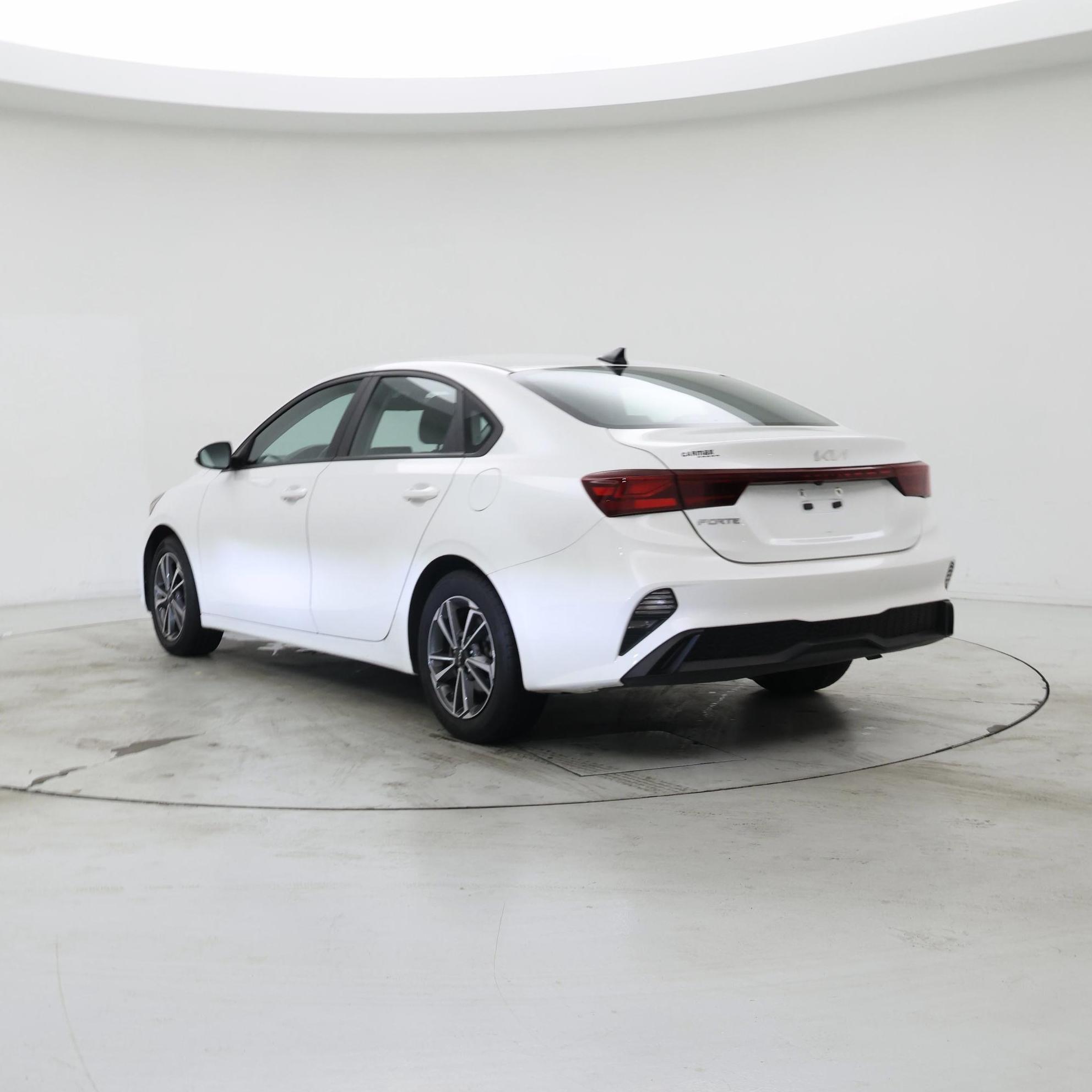 Thumbnail: 2023 Kia Forte - 2