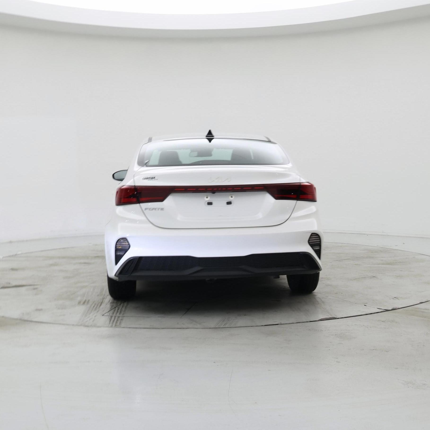 Thumbnail: 2023 Kia Forte - 6