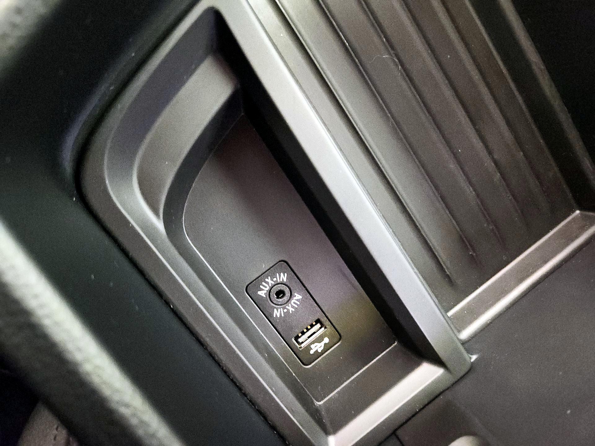 Thumbnail: 2015 BMW 3 Series - 19