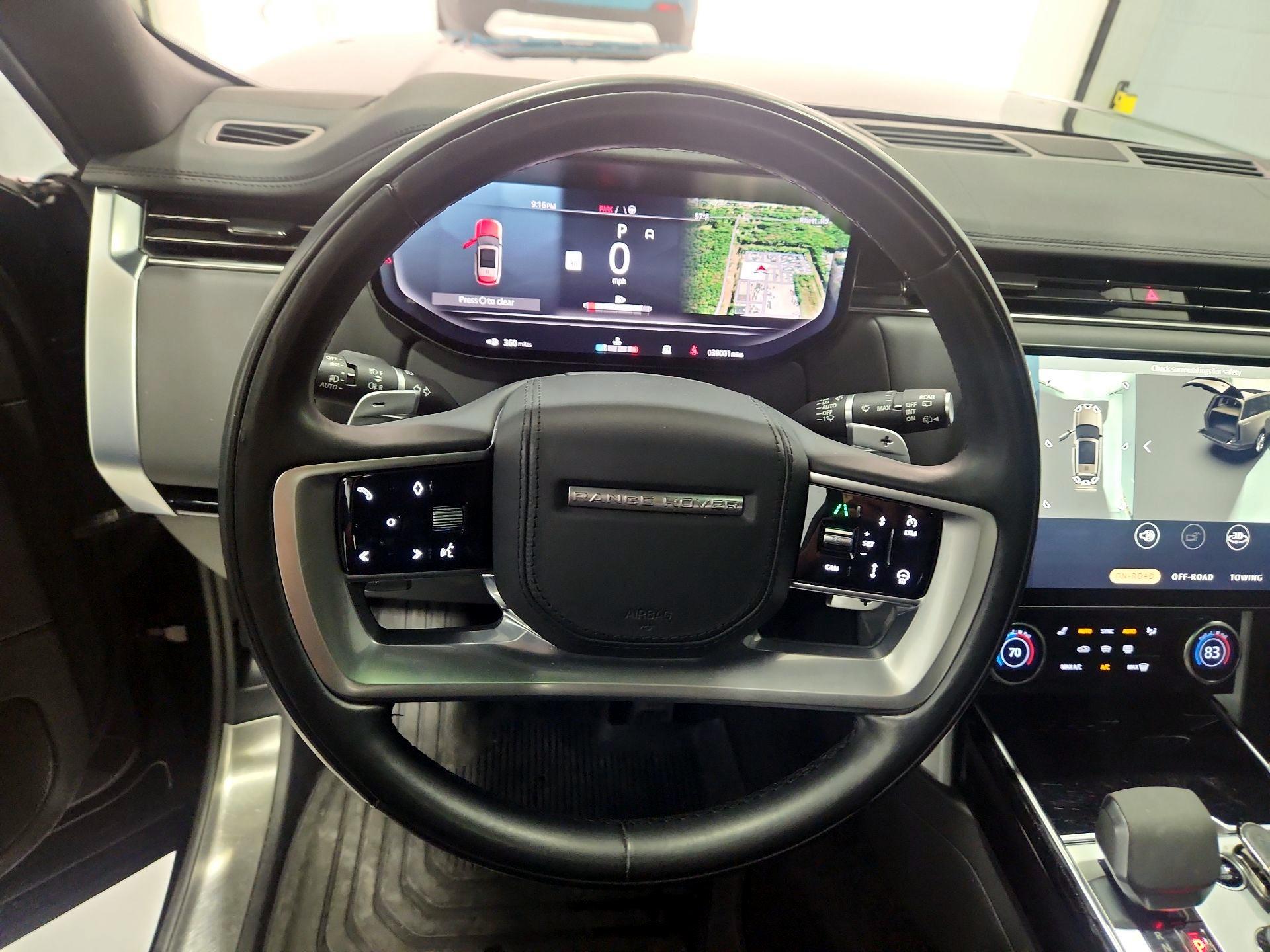 Thumbnail: 2023 Land Rover Range Rover - 10