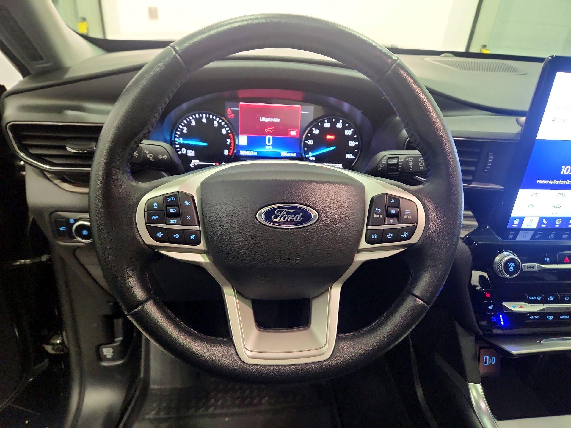 Thumbnail: 2023 Ford Explorer - 10