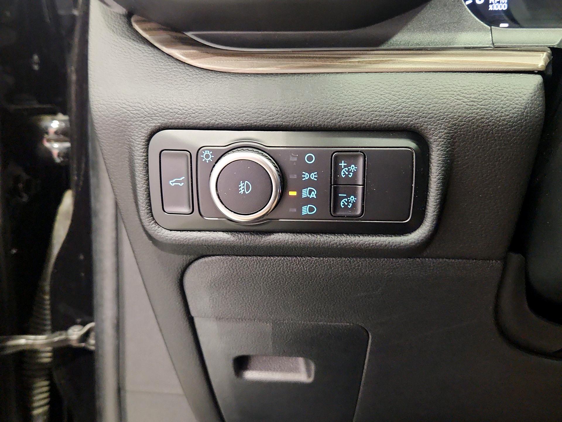 Thumbnail: 2023 Ford Explorer - 13