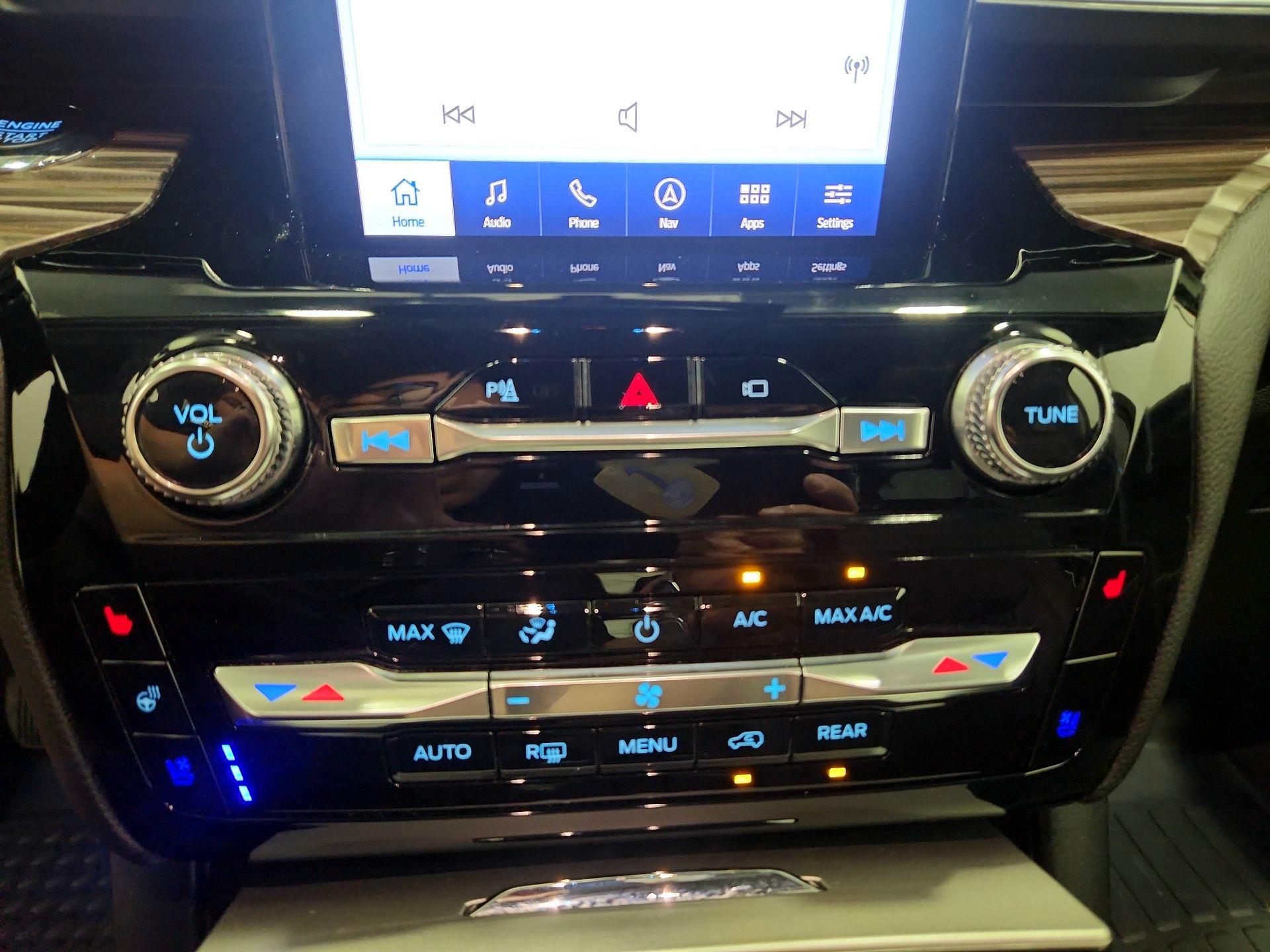 Thumbnail: 2023 Ford Explorer - 17