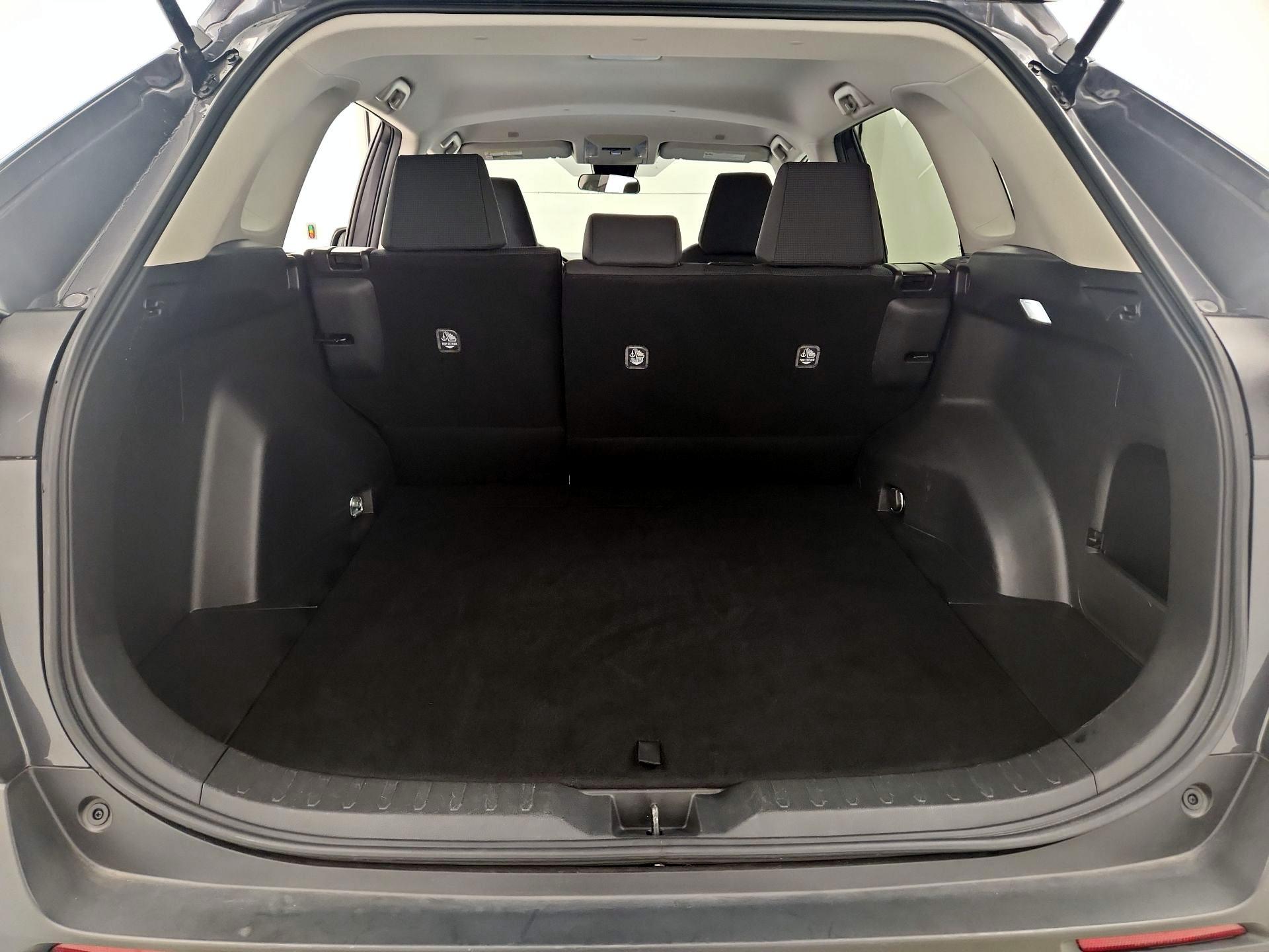 Thumbnail: 2025 Toyota RAV4 - 20