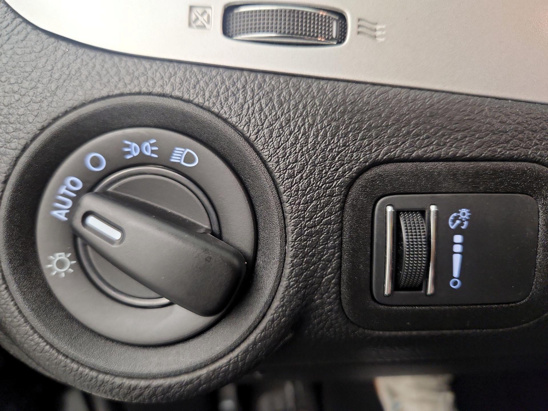 Thumbnail: 2020 Dodge Journey - 11